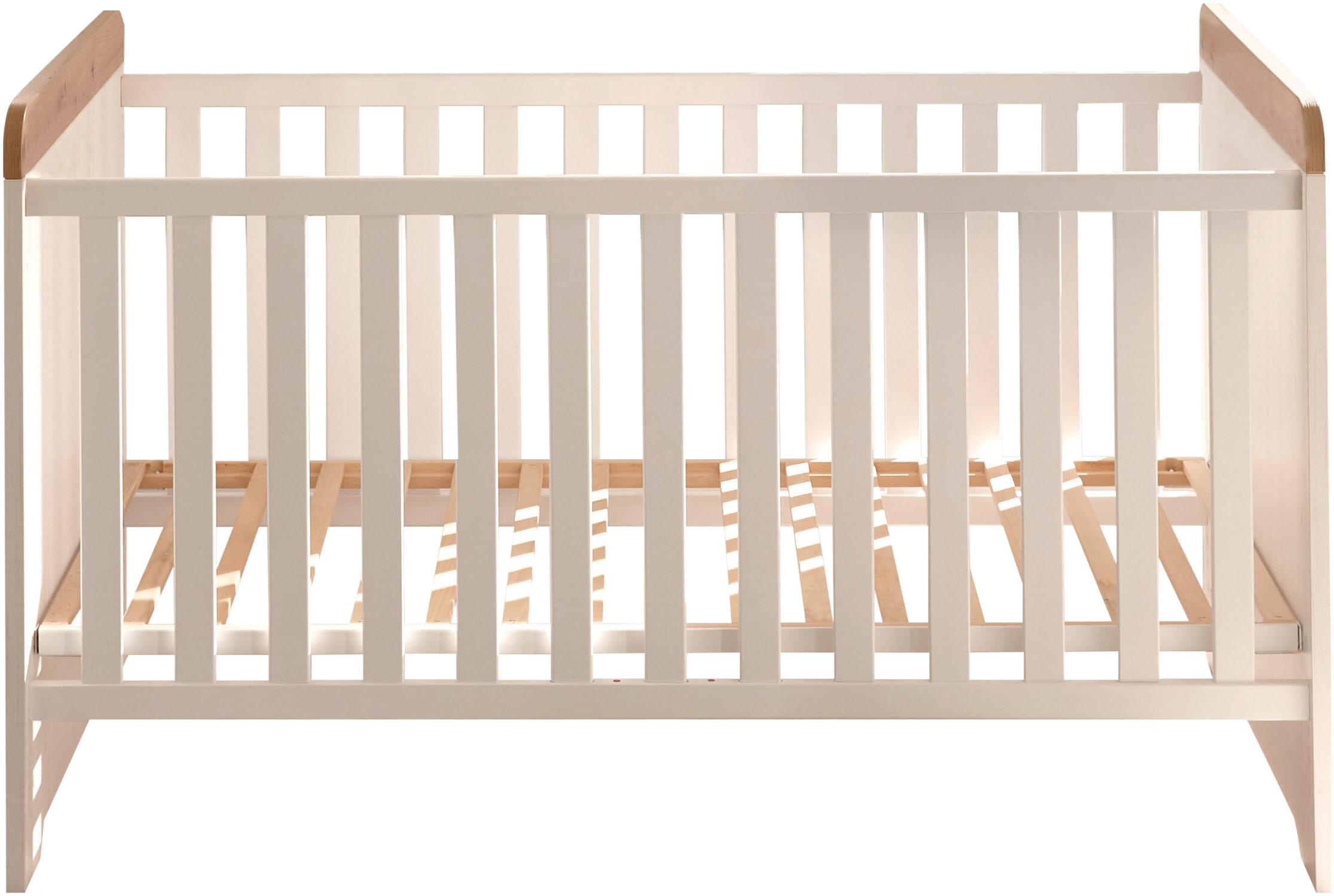 Begabino Lit bébé »Jasmin passend zum Babyzimmer« 70x140 cm inclu cadre à lattes, style maison de campagne avec 3 barreaux coulissants