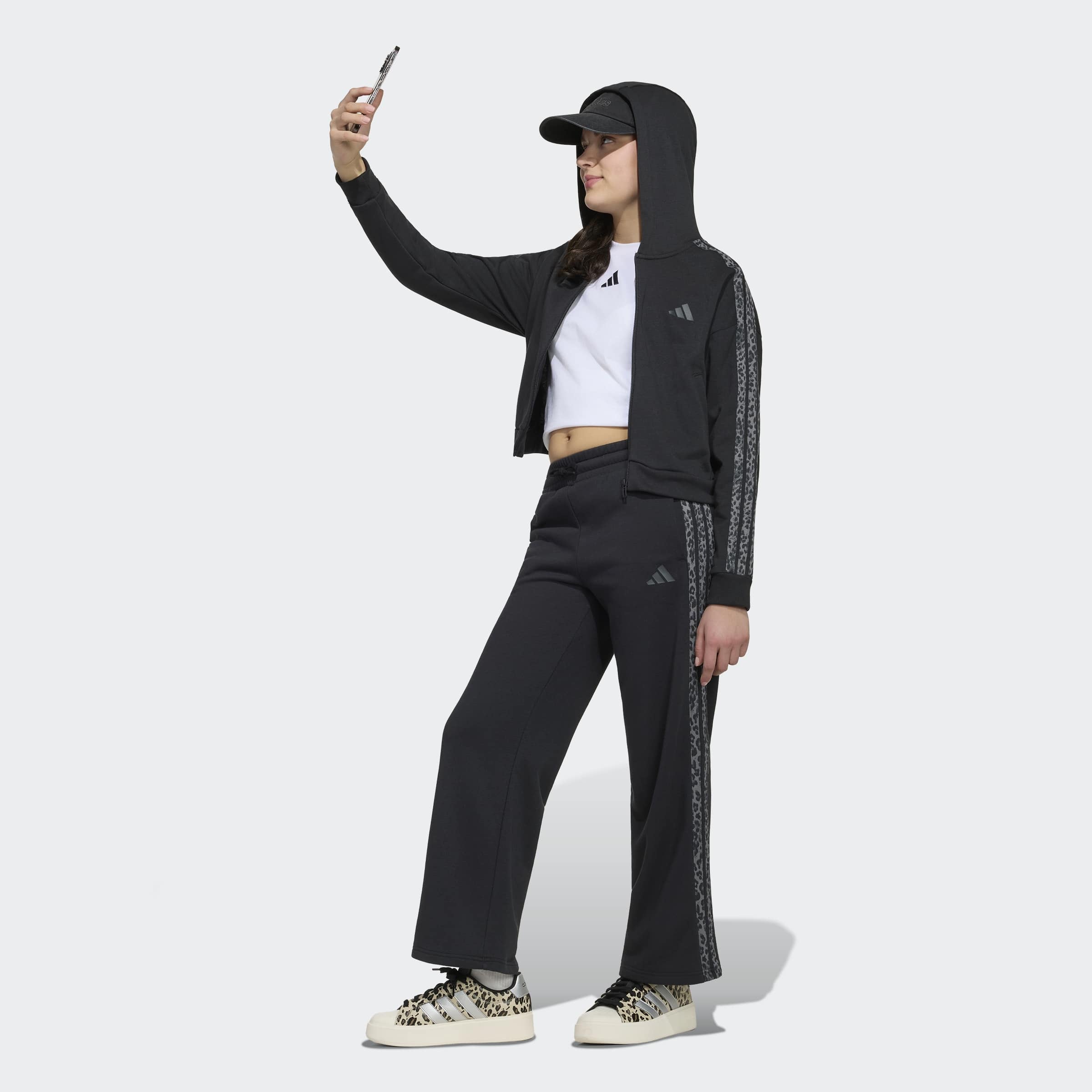 adidas Sportswear Sweat à capuche »SEASONALS ANIMAL, DURCHGEHENDER REISSVERSCHLUSS«
