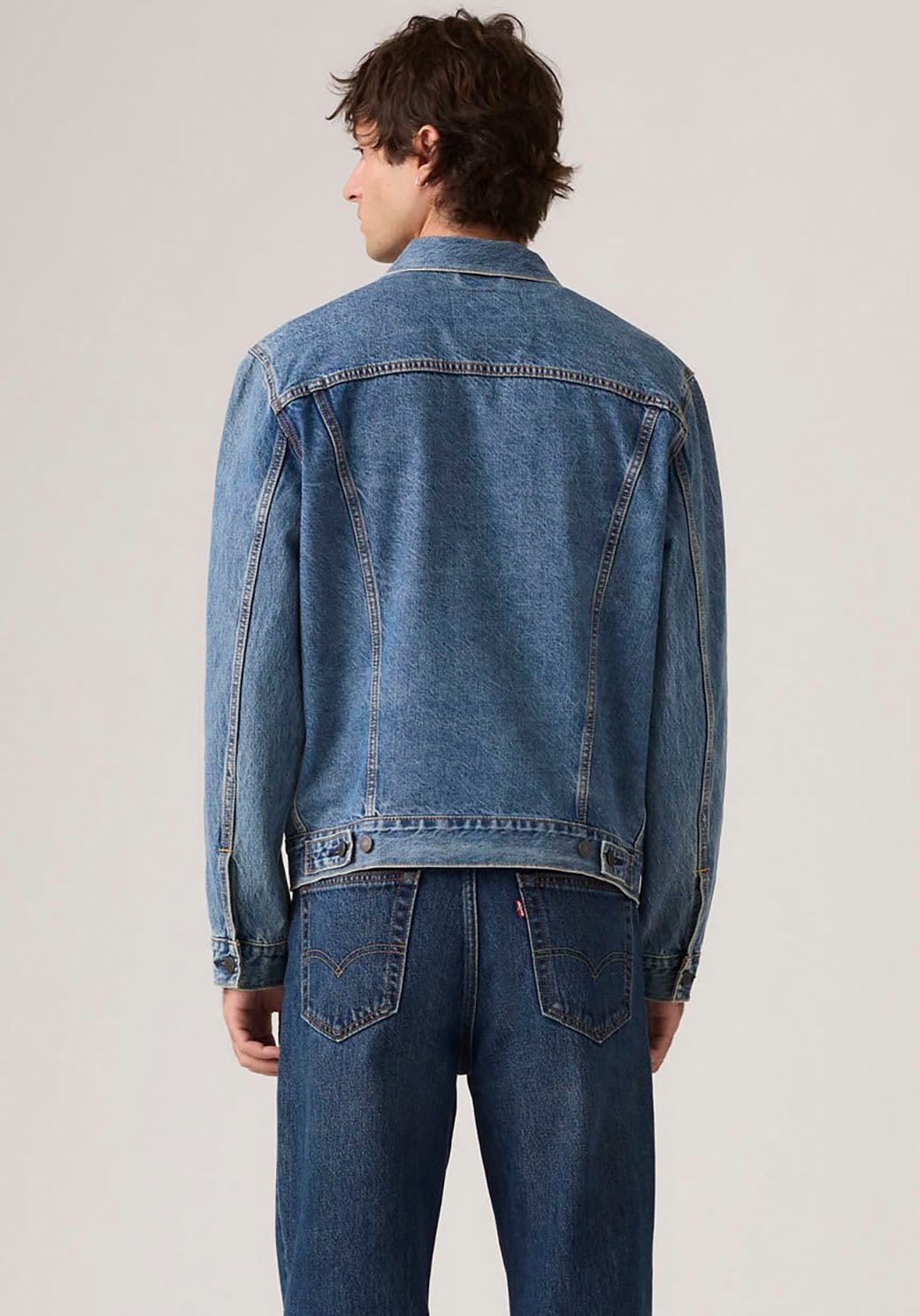 Levi's® Veste en jean »VINTAGE FIT TRUCKER JKT« sans capuche avec patte de boutonnage