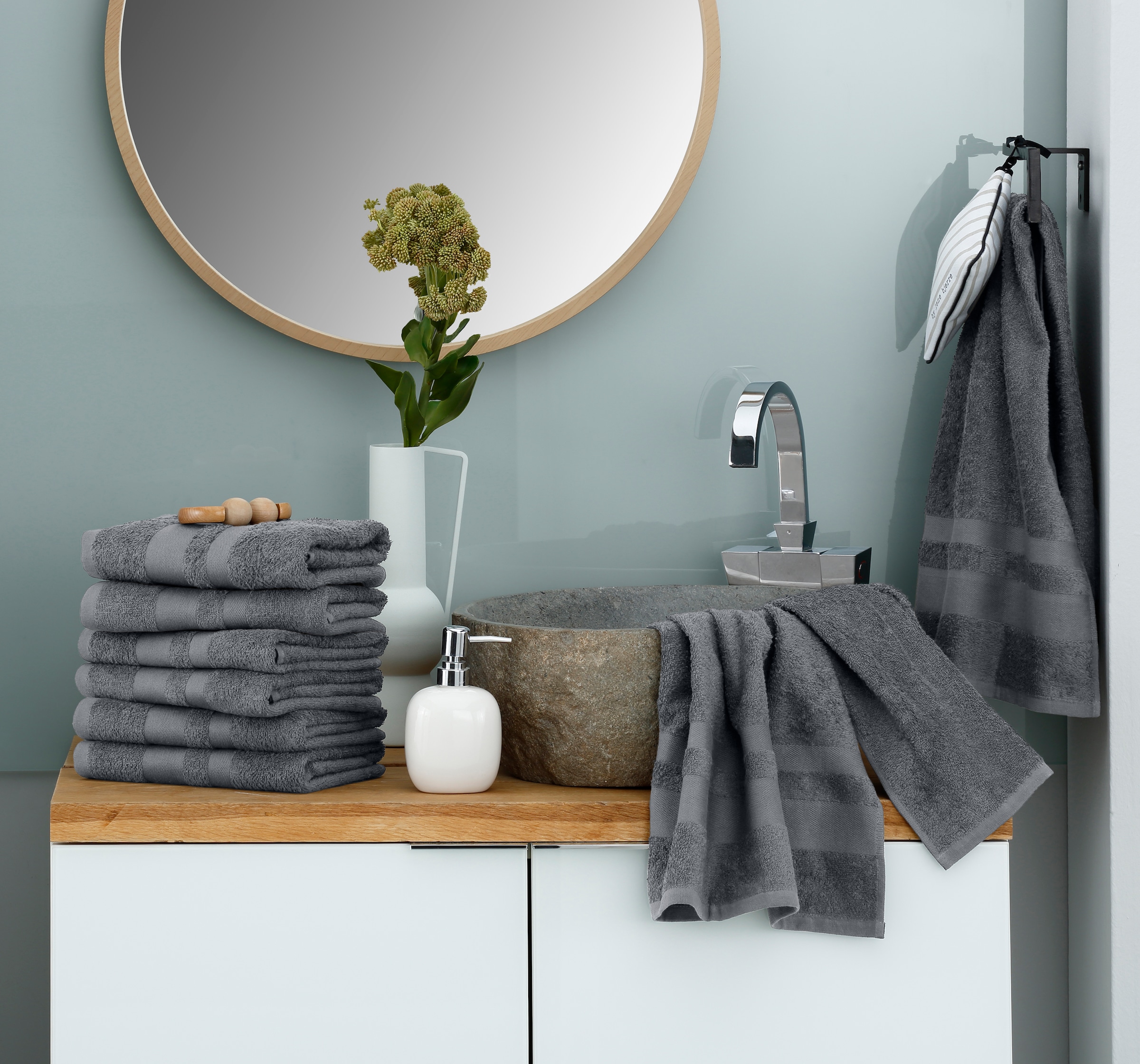 GOODproduct Serviettes »Vanessa, 8 Handtücher, 50x100cm, in Standard- und Premium-Qualität« Handtücher mit Bordüre, 100% Baumwolle, einfarbig, weich