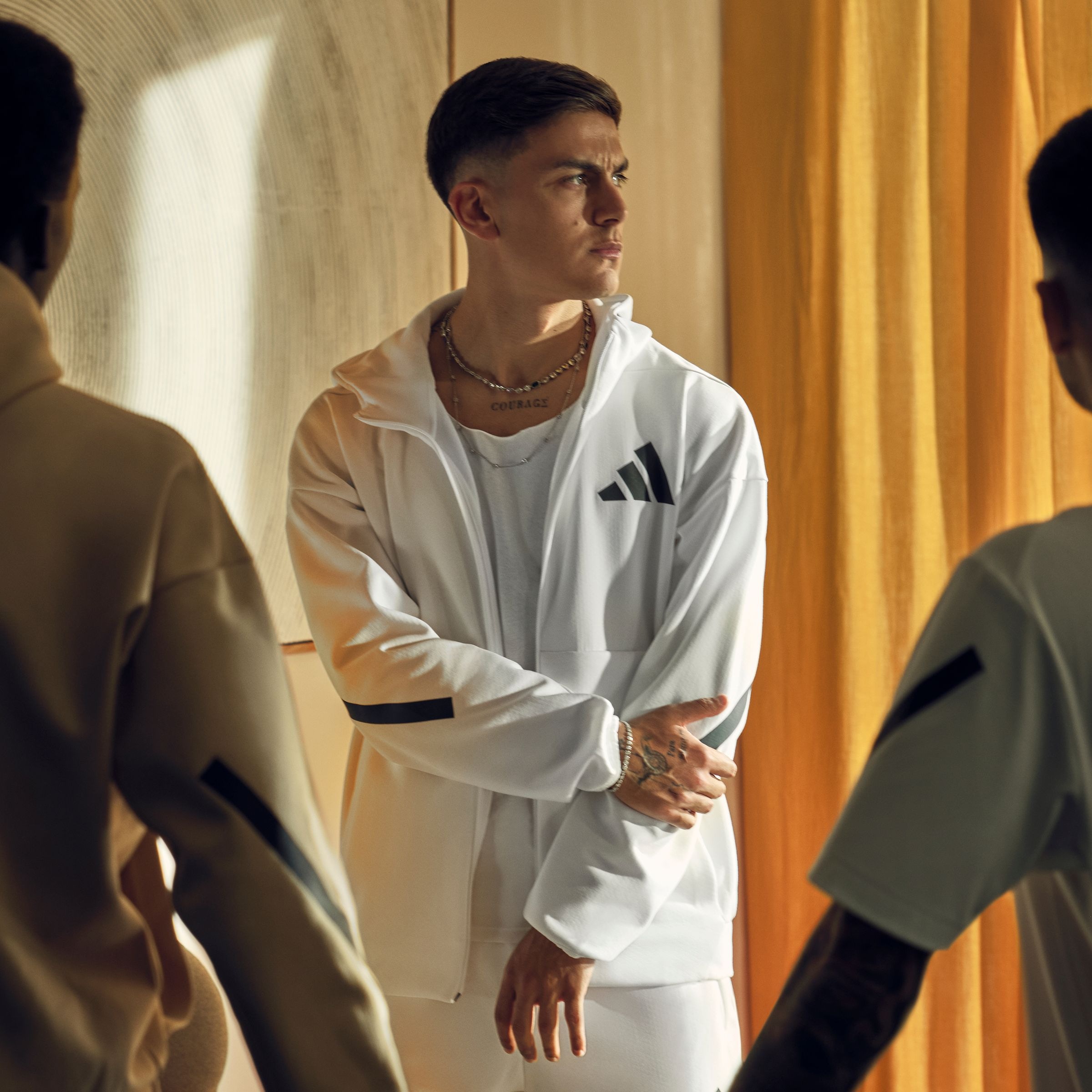 adidas Sportswear Kapuzensweatshirt »NEW ADIDAS Z.N.E. ZIP-HOODIE«, für sportliche Aktivitäten, aus Polyester und Baumwolle

