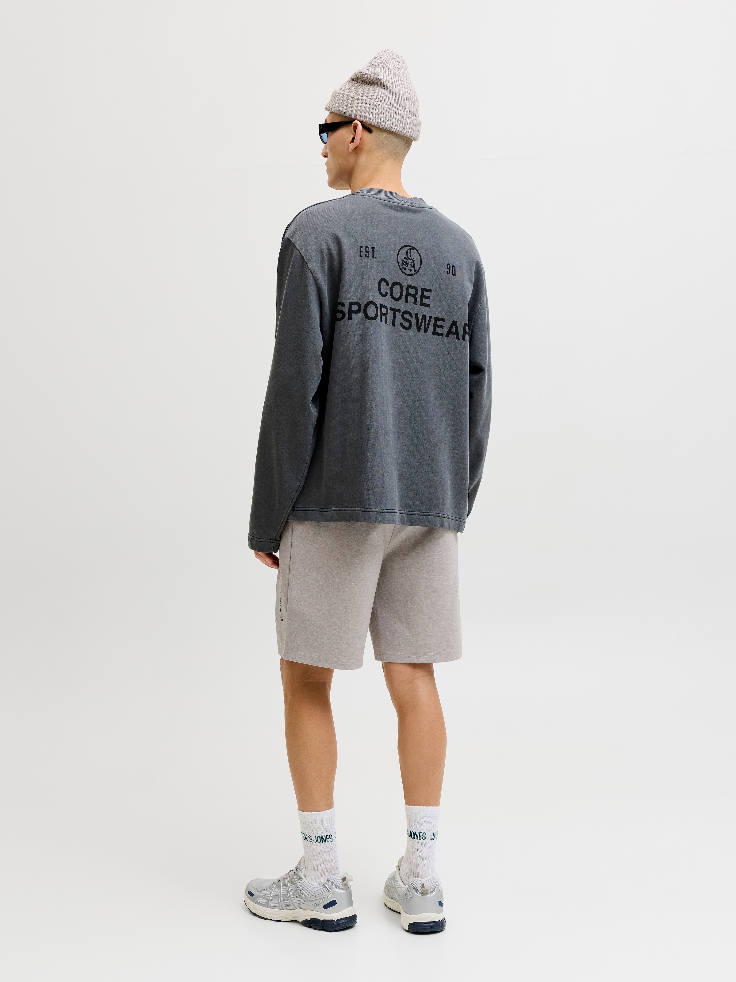Jack & Jones Sweatshorts »JPSTGORDON BASE SWEAT SHORTS SRT SN«  mélange de matières avec stretch, coupe regular fit