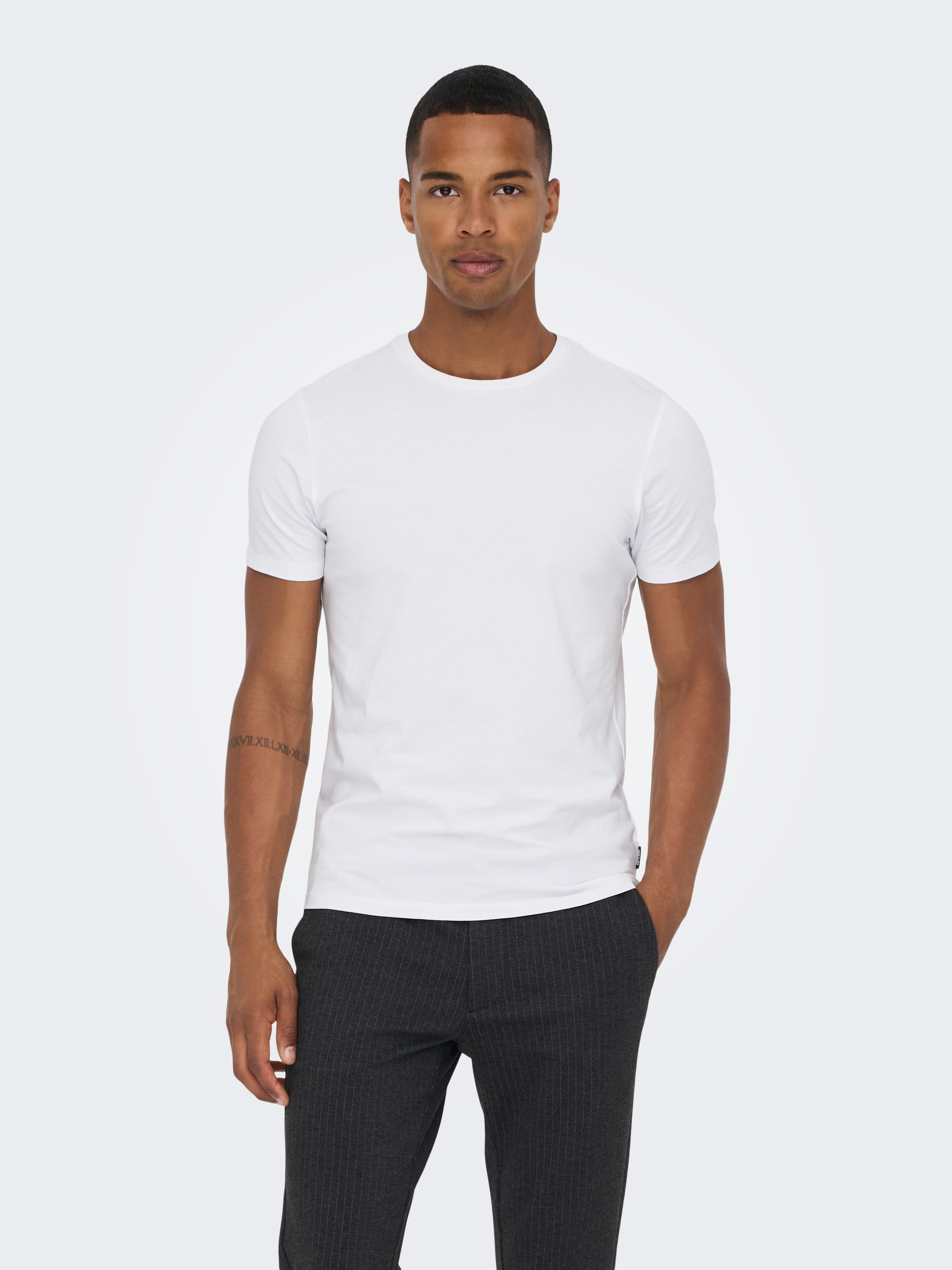 ONLY & SONS T-shirt »ONSBASIC SLIM O-NECK 2-PACK NOOS« Packung, 2 cuis