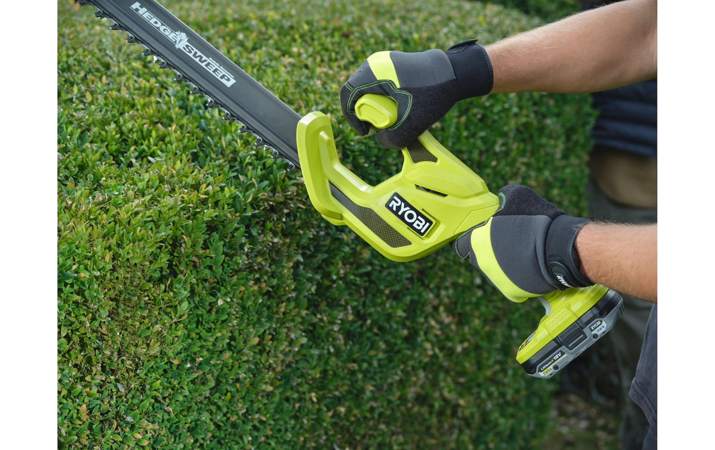   Taille-haies sans fil »RYOBI RY18HT40B-0 Solo« ()  Leichte Heckenschere mit 40 cm diamantgeschliffenen Klingen