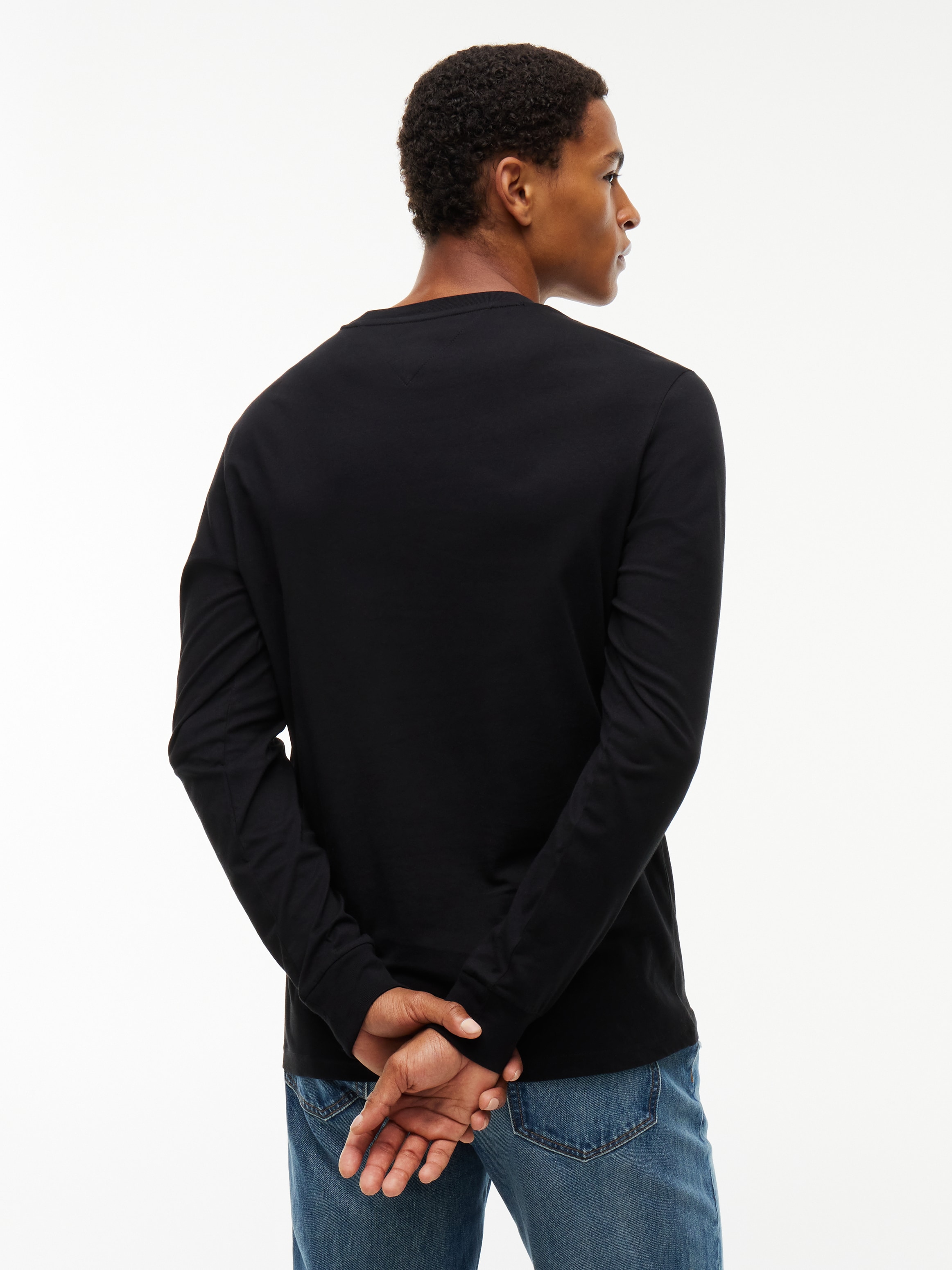 Tommy Jeans T-shirt à manches longues »SLIM SIGNATURE CHEST TEE« Coupe slim avec col rond