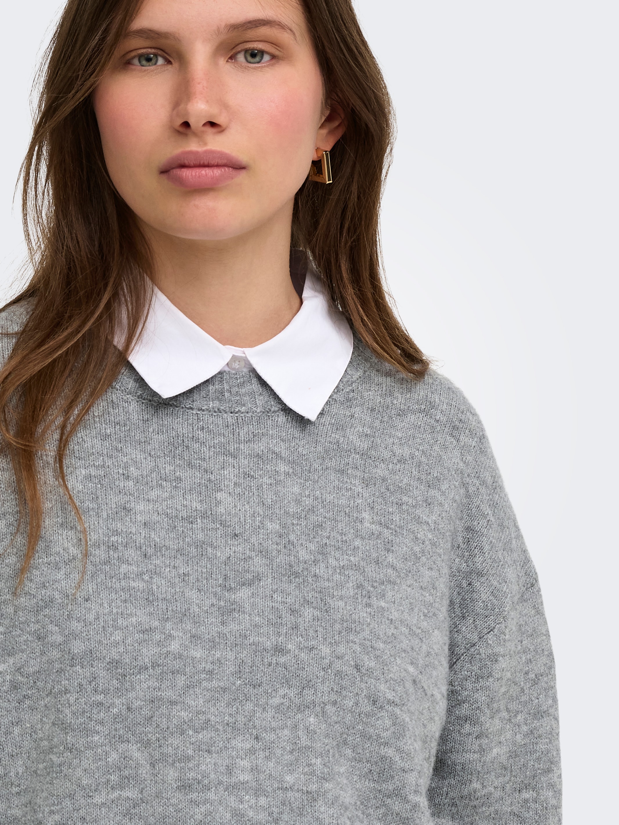 ONLY Pull à col rond »ONLALIVIA LS HIGH-LOW O-NECK NOOS KNT« mélange de matériaux, coupe régulière