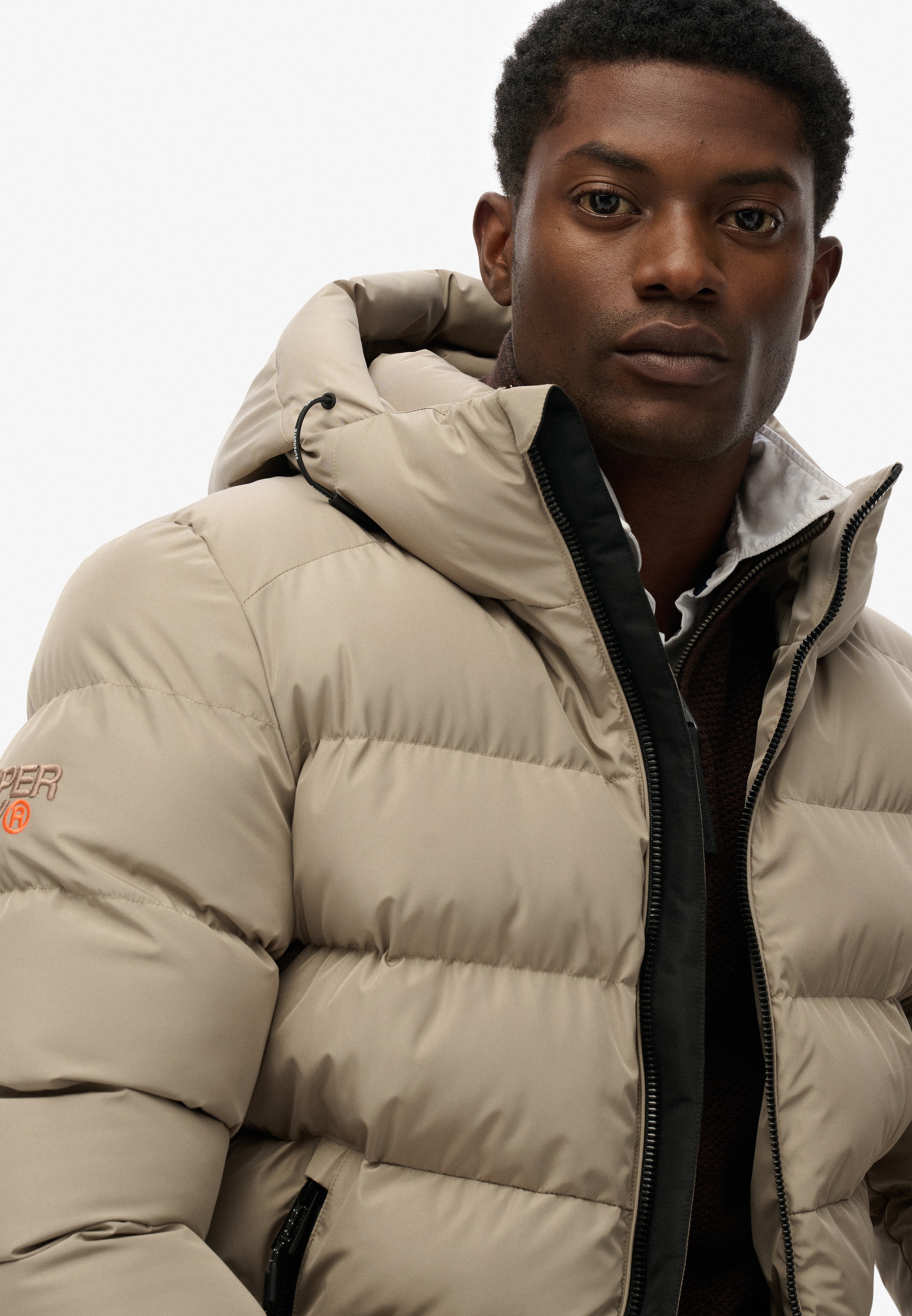 Superdry Veste matelassée »HOODED SPORTS PUFFER JACKET« mit Kapuze Kunstfaser, relaxed fit