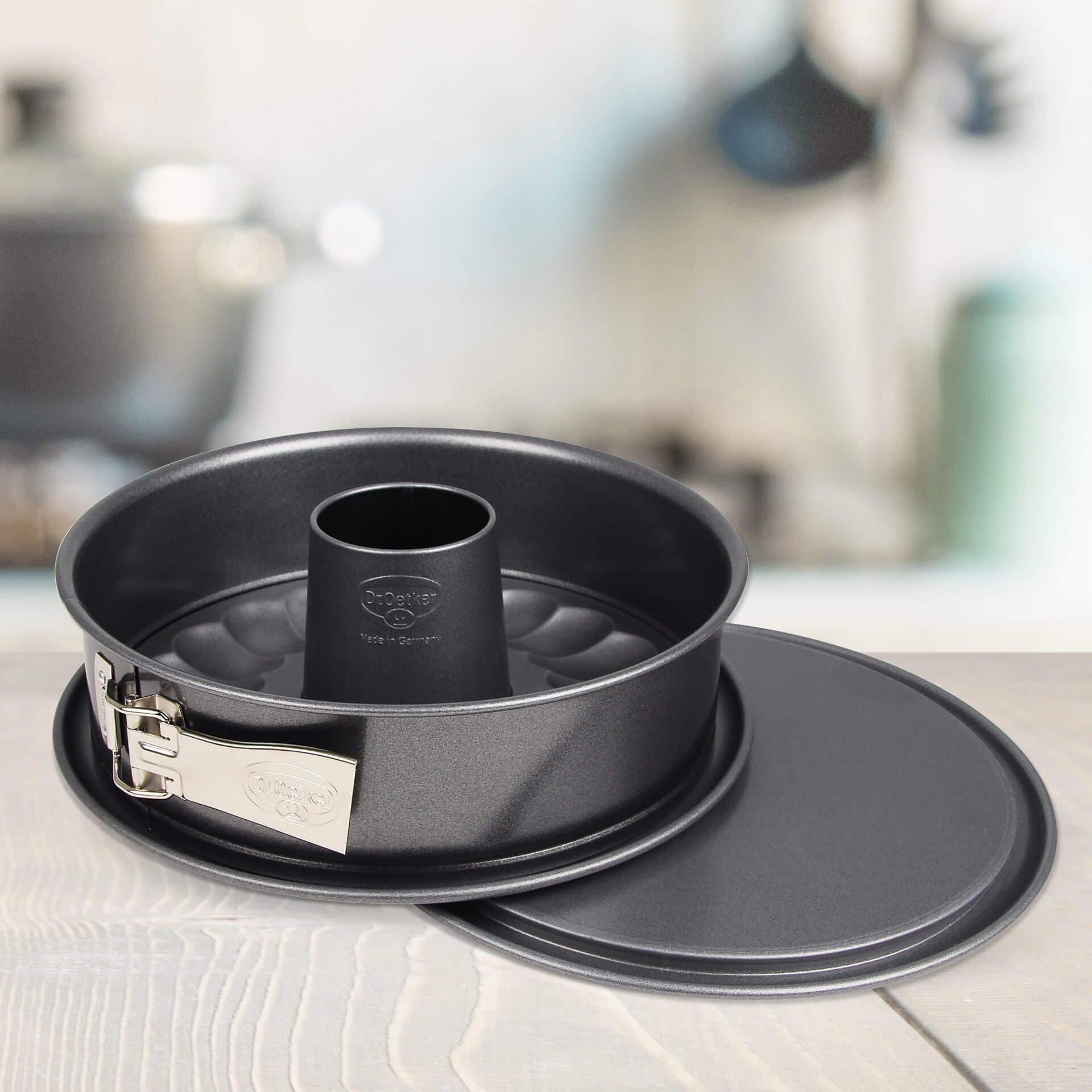Dr. Oetker Küchenhelfer Moule à charnière »Back-Harmonie, mit Flach- und Rohrboden, perfekt für Kuchen und Torten« Auslaufschutz, mit verstärkter Antihaft-Beschichtung, Made in Germany