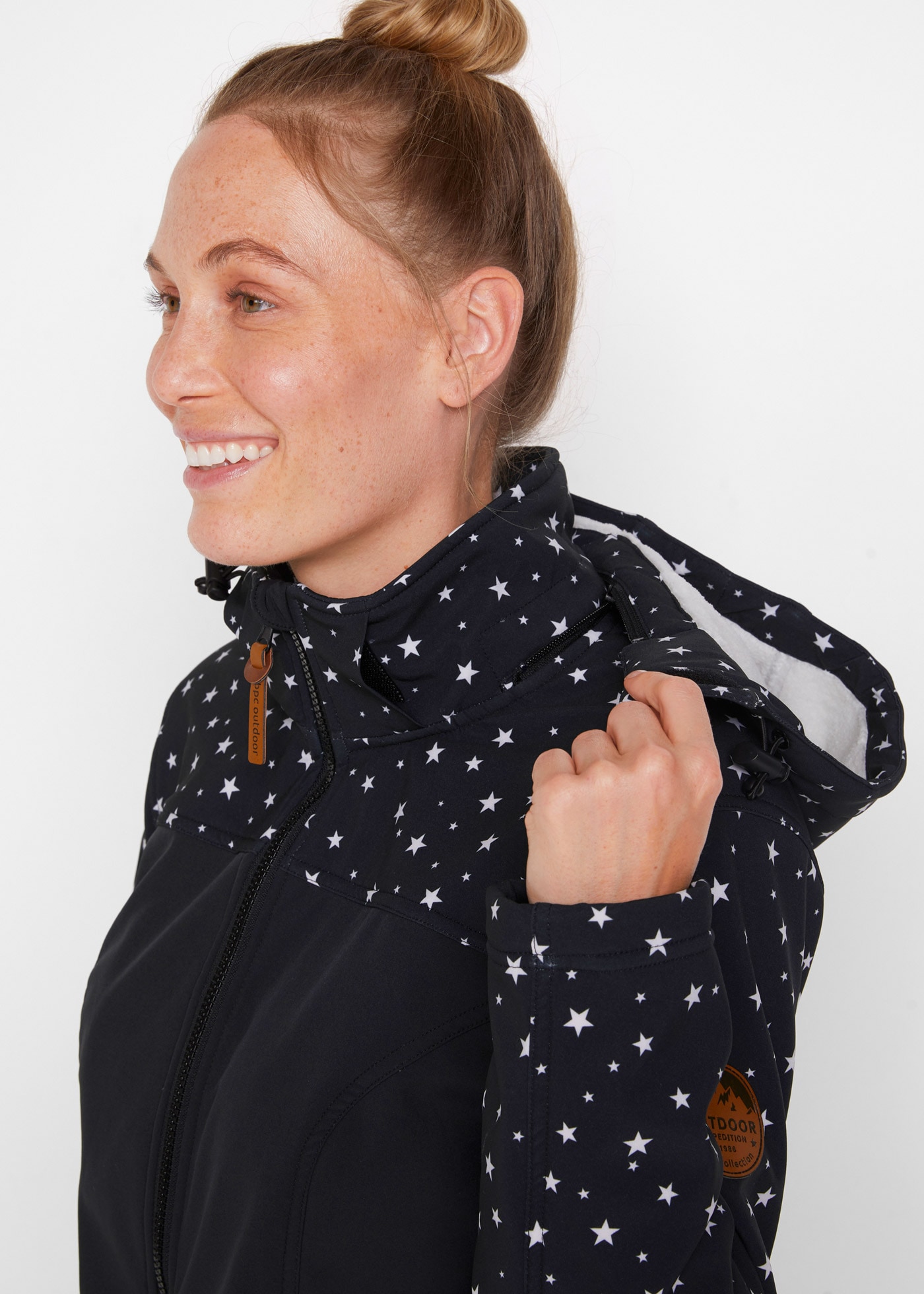 bonprix Veste softshell mit Kapuze