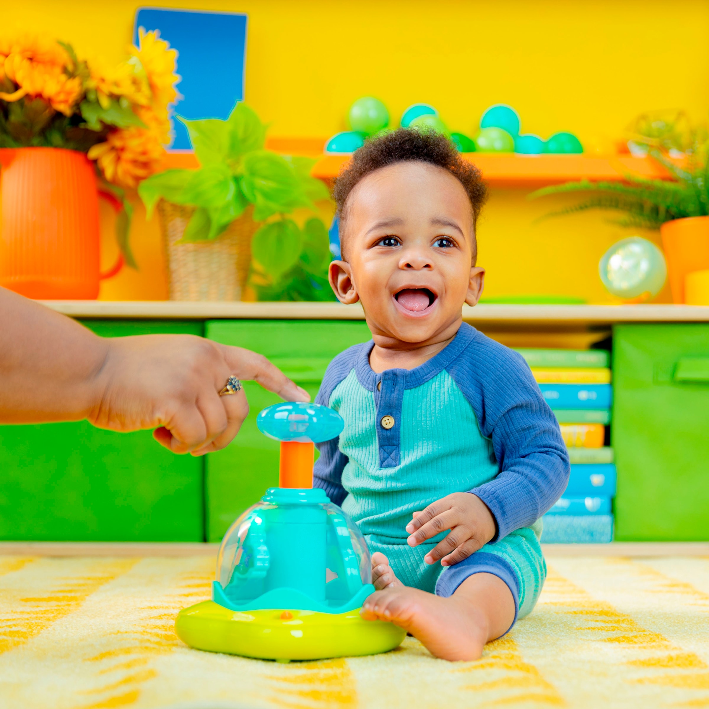 Bright Starts Kreisel »Press & Glow Spinner™« mit Licht und Sound