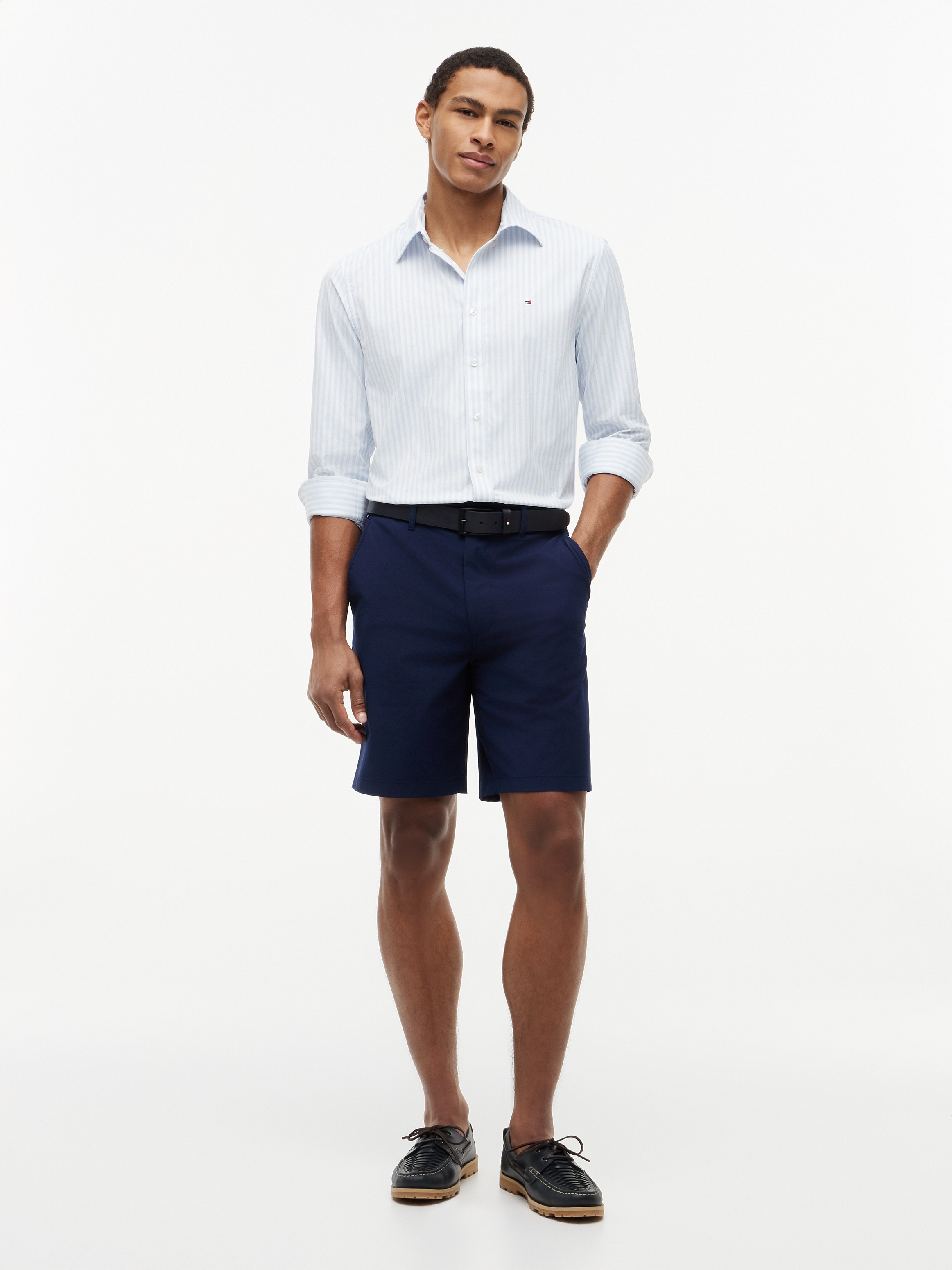 Tommy Hilfiger Chinoshorts »DOVER«  mit Flag-Stickerei