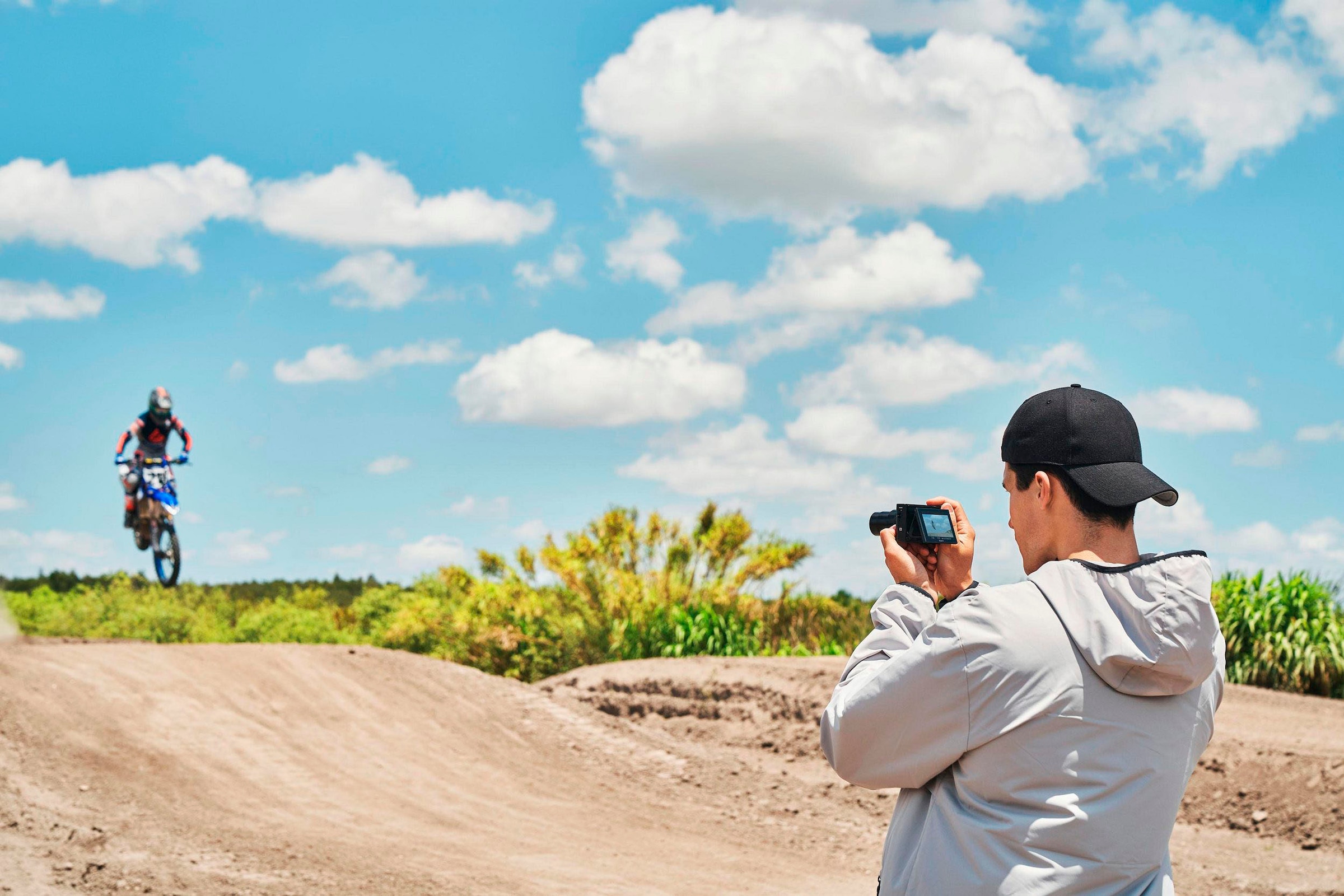 Sony Appareil photo compact »RX100 VII« ZEISS Vario-Sonnar T , 20,1 , 8 fach fach x opt. Zoom