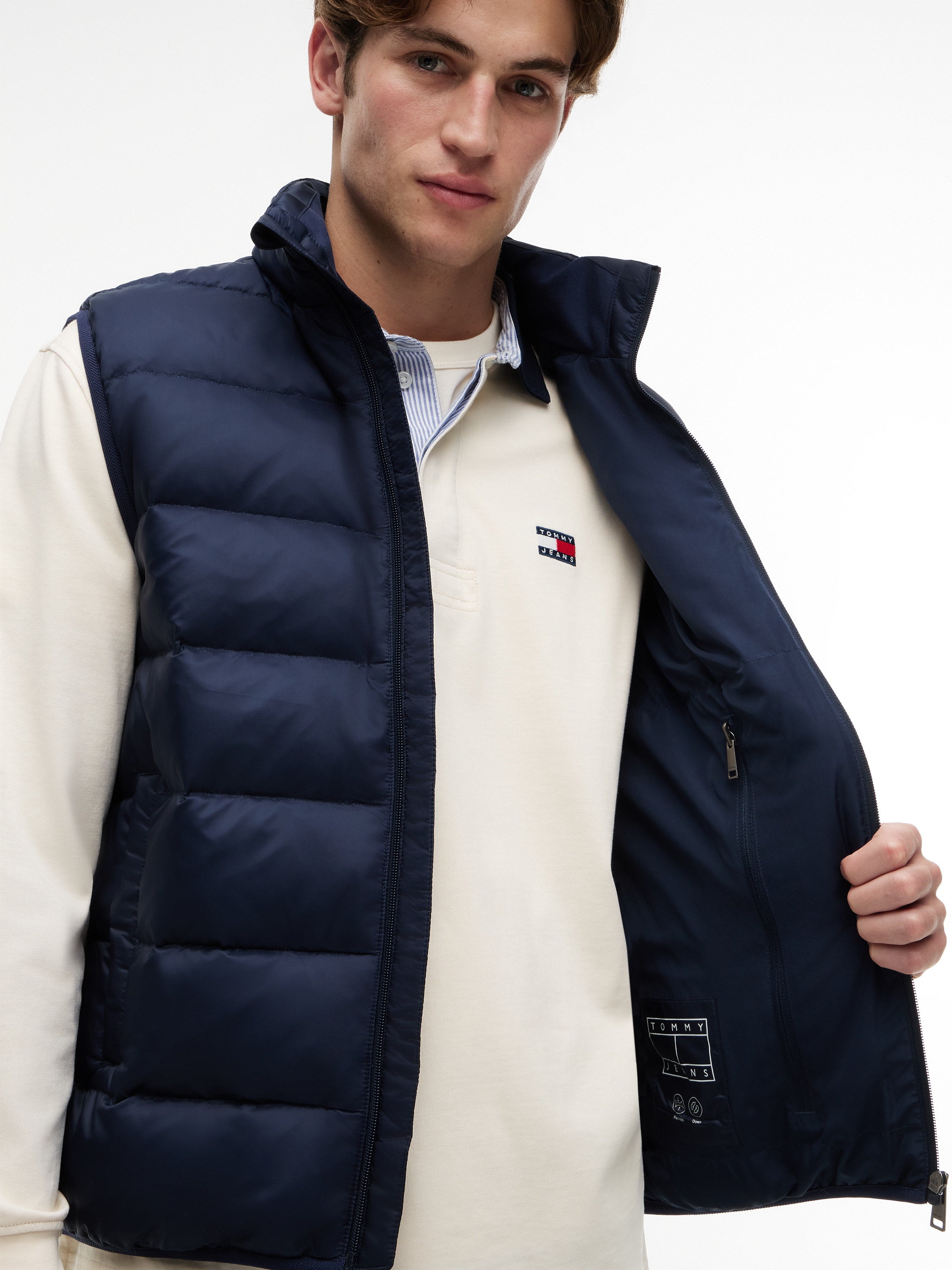 Tommy Jeans Steppweste »TJM LIGHT DOWN PACKABLE VEST« Regular fit mit Stehkragen