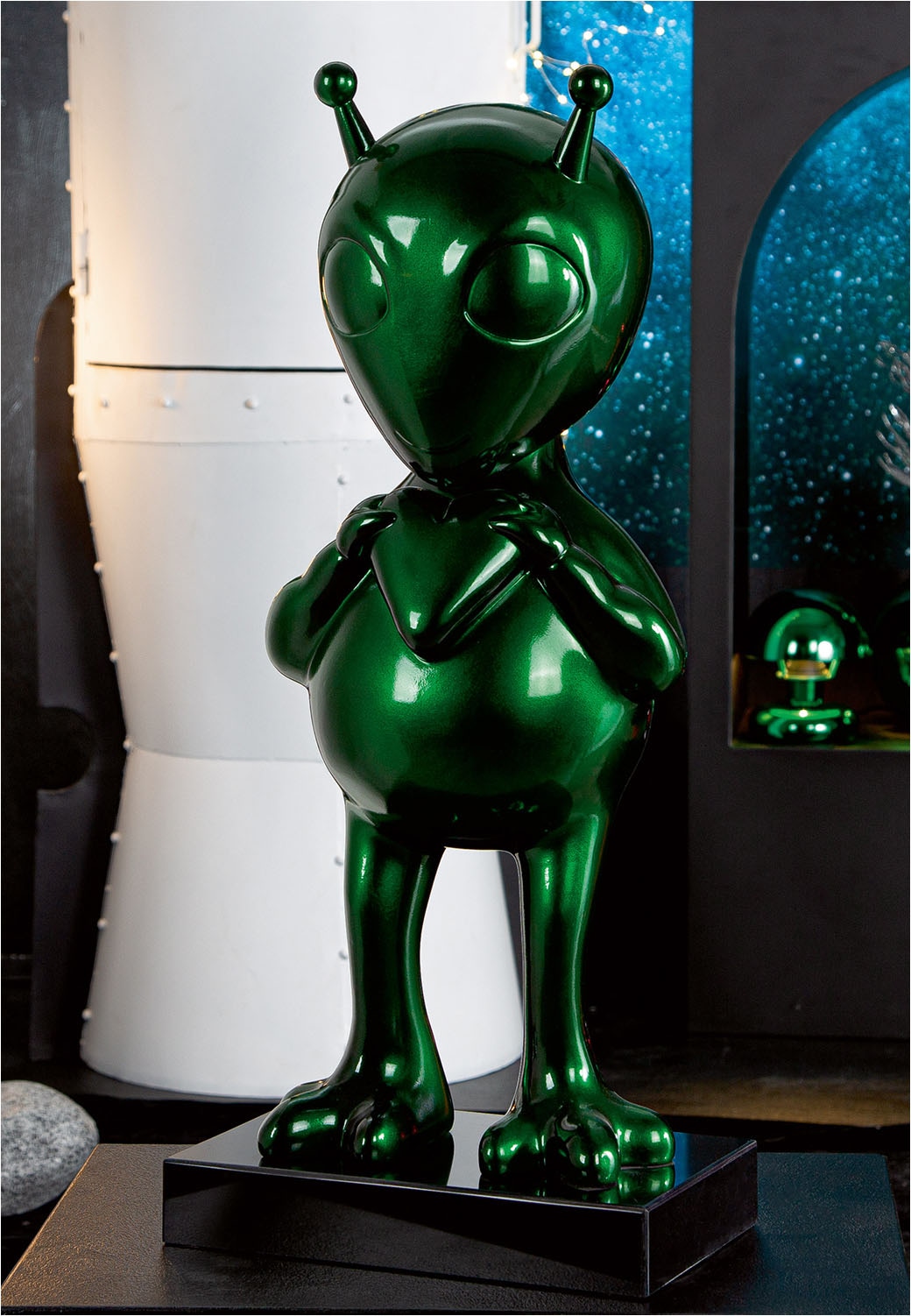 GILDE Skulptur »Skulptur Alien auf Base«