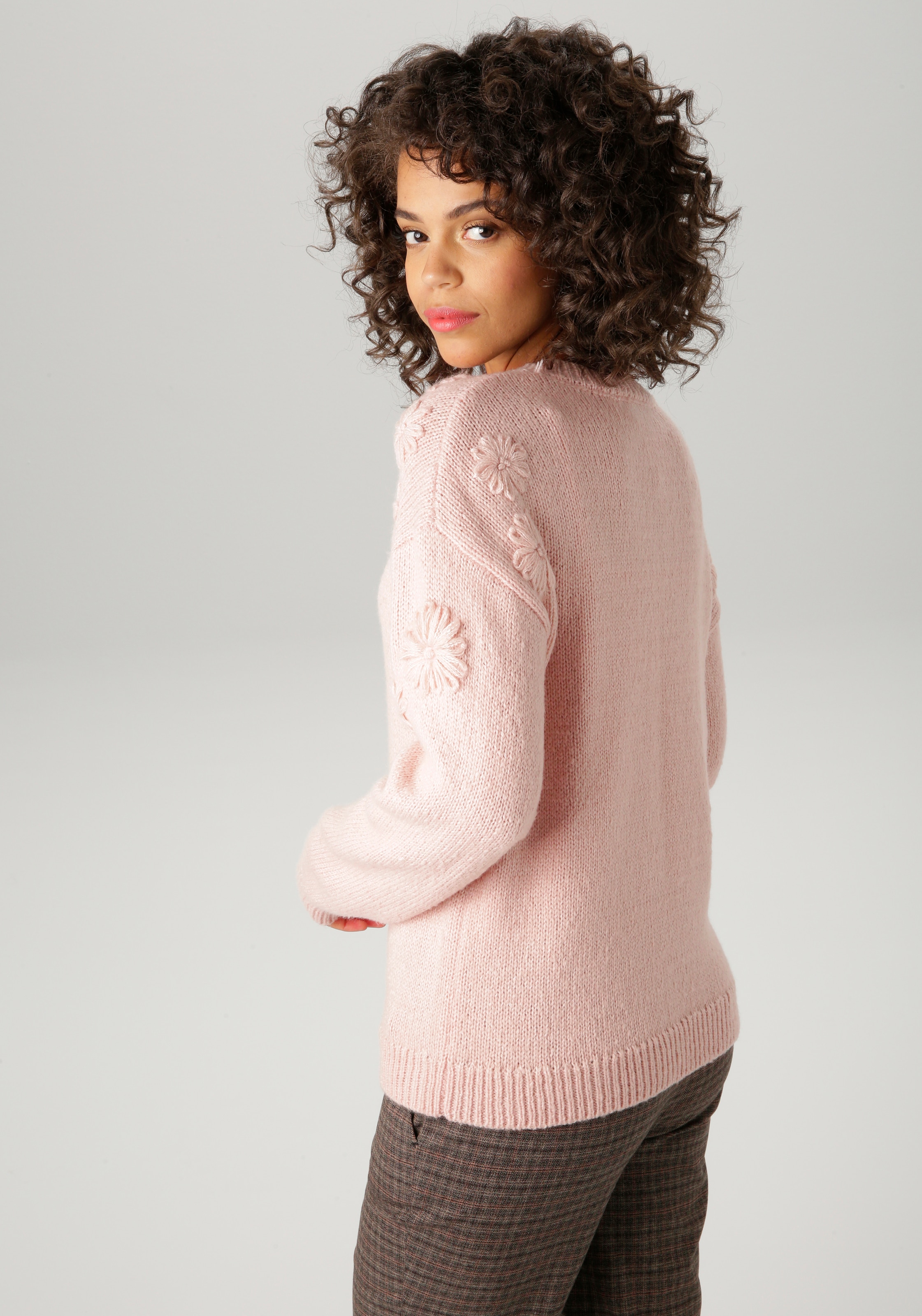 Aniston CASUAL Strickpullover mit aufgestrickten Blüten verziert - NEUE KOLLEKTION