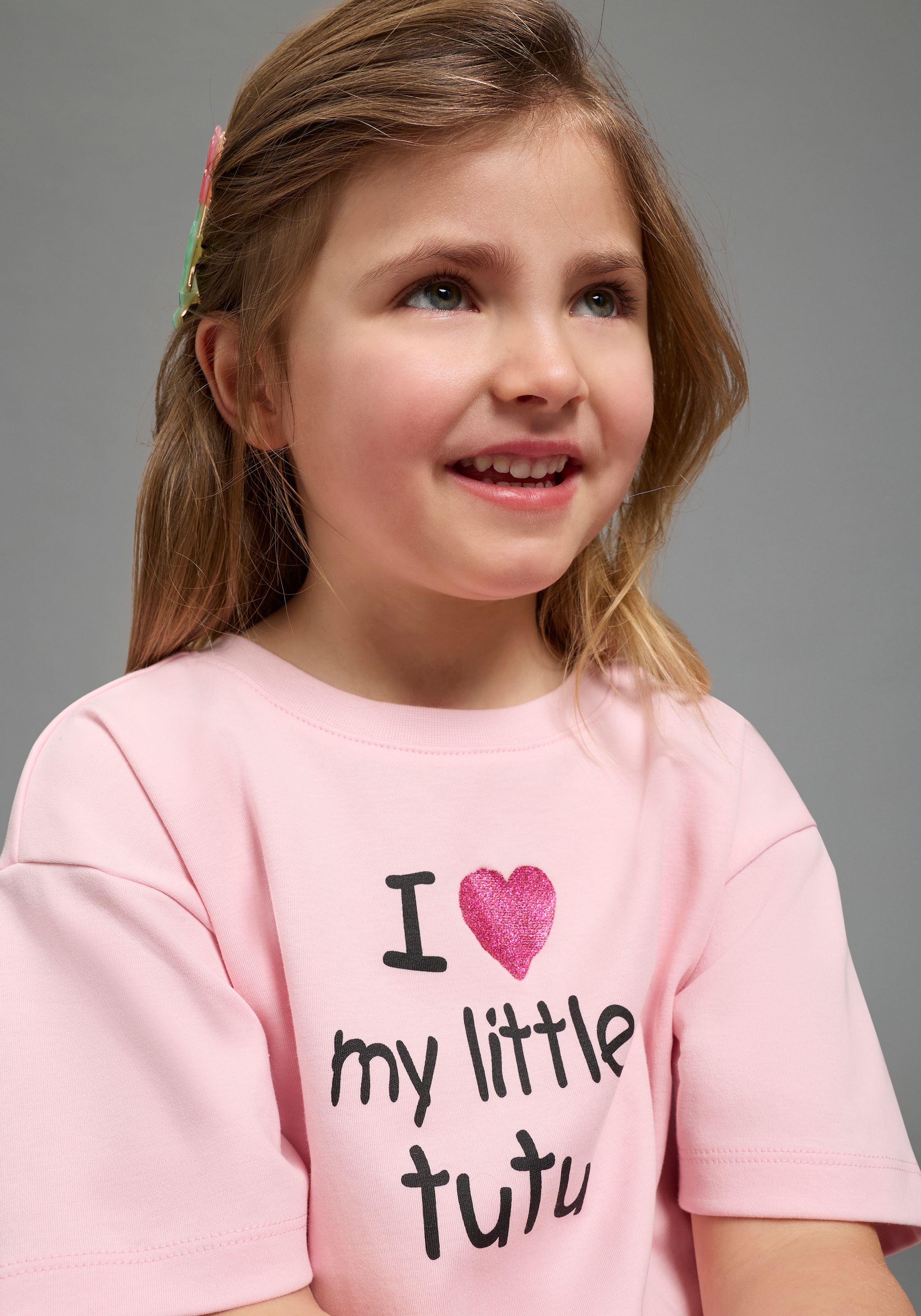 KIDSWORLD T-shirt »mit Glitzerprint und Tüll-Saum: I love my little tutu« Basic Passform, Kurzarm, mit Volant aus Polyester