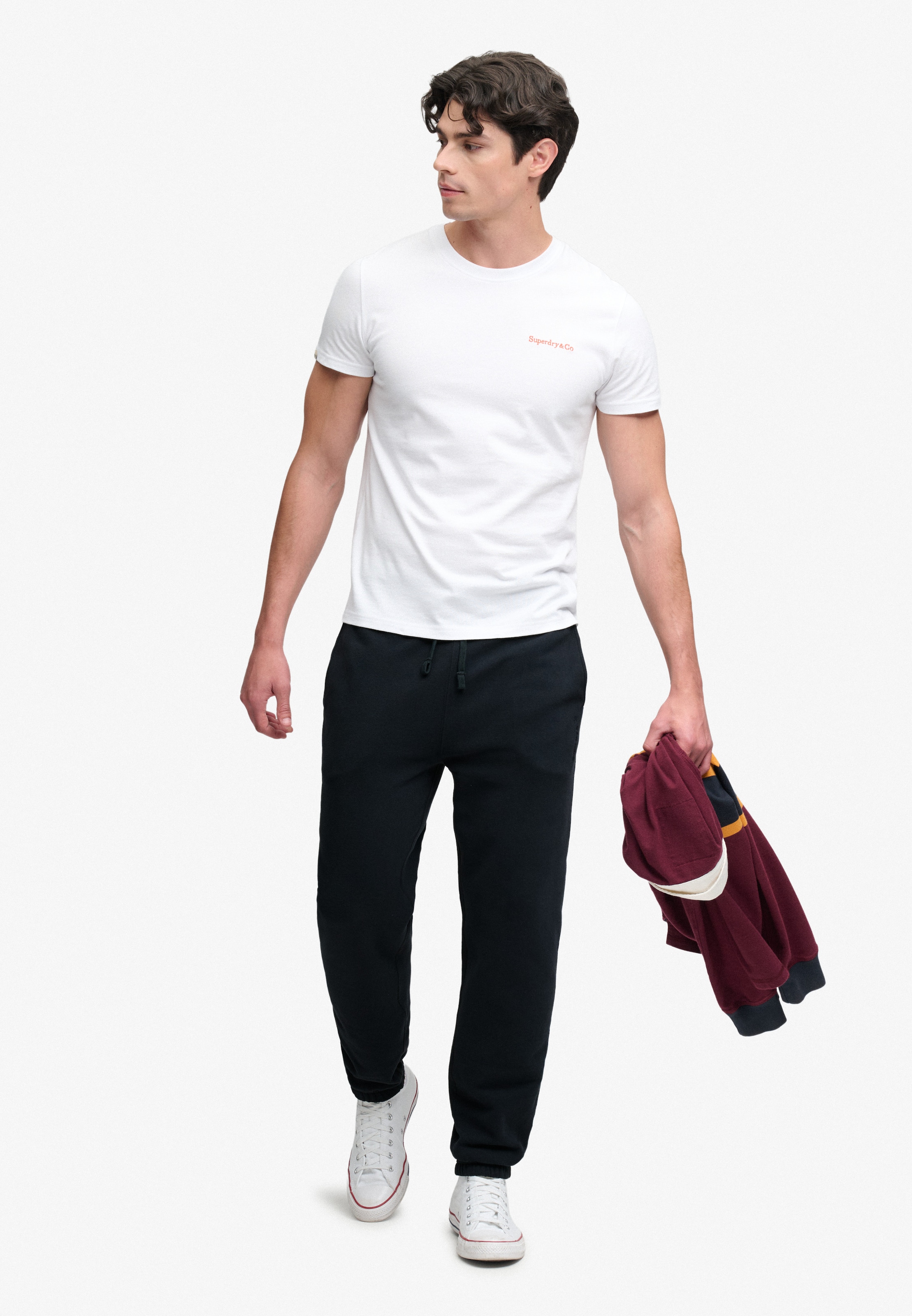 Superdry Pantalon sweat »ESSENTIAL COMPANY LOGO JOGGER«  mélange coton, coupe décontractée