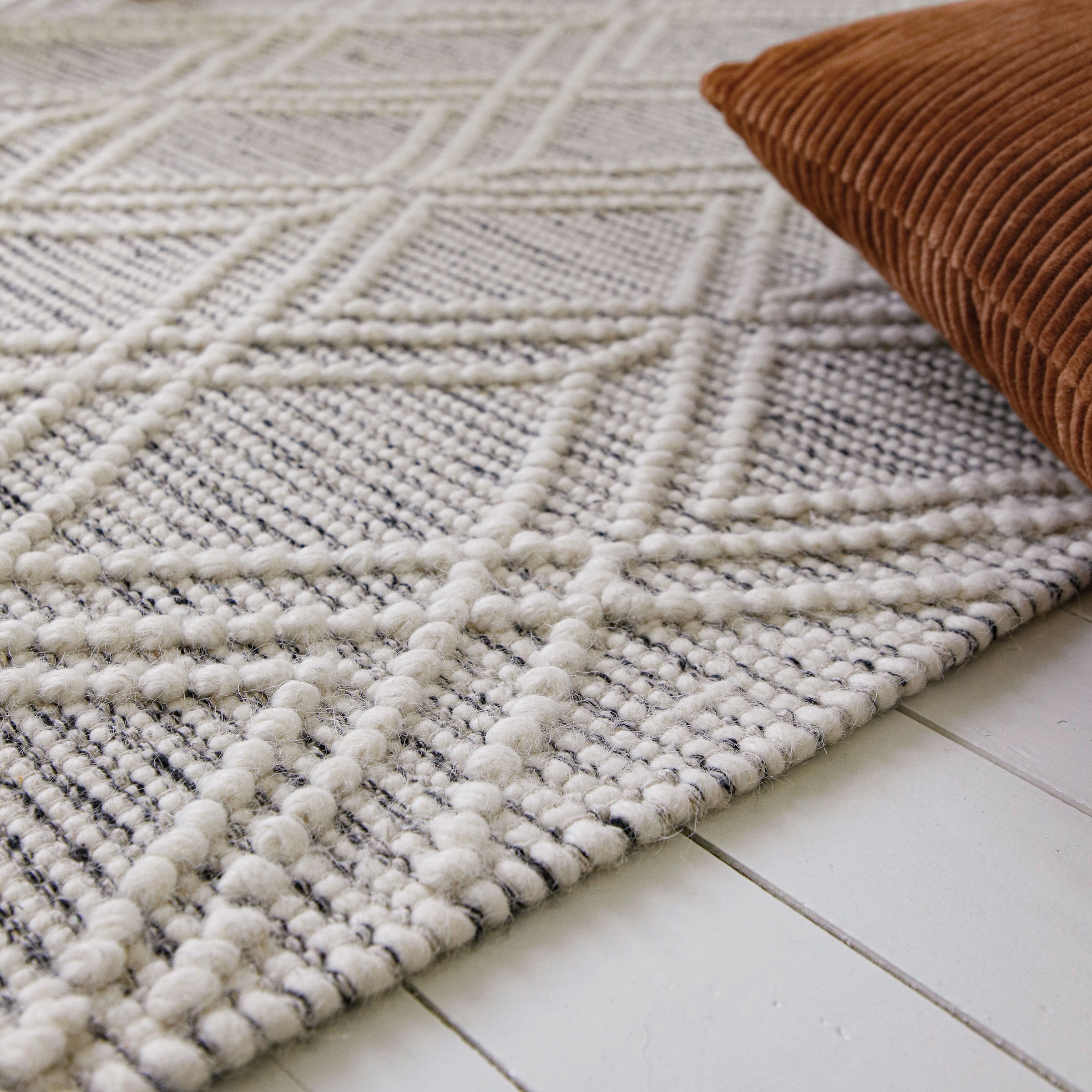 GOODproduct Teppich »Eleena« rechteckig 8 mm Höhe 70% Wolle, handgewebt, Raute, Hoch-Tief, Wohnzimmer, Naturfaser