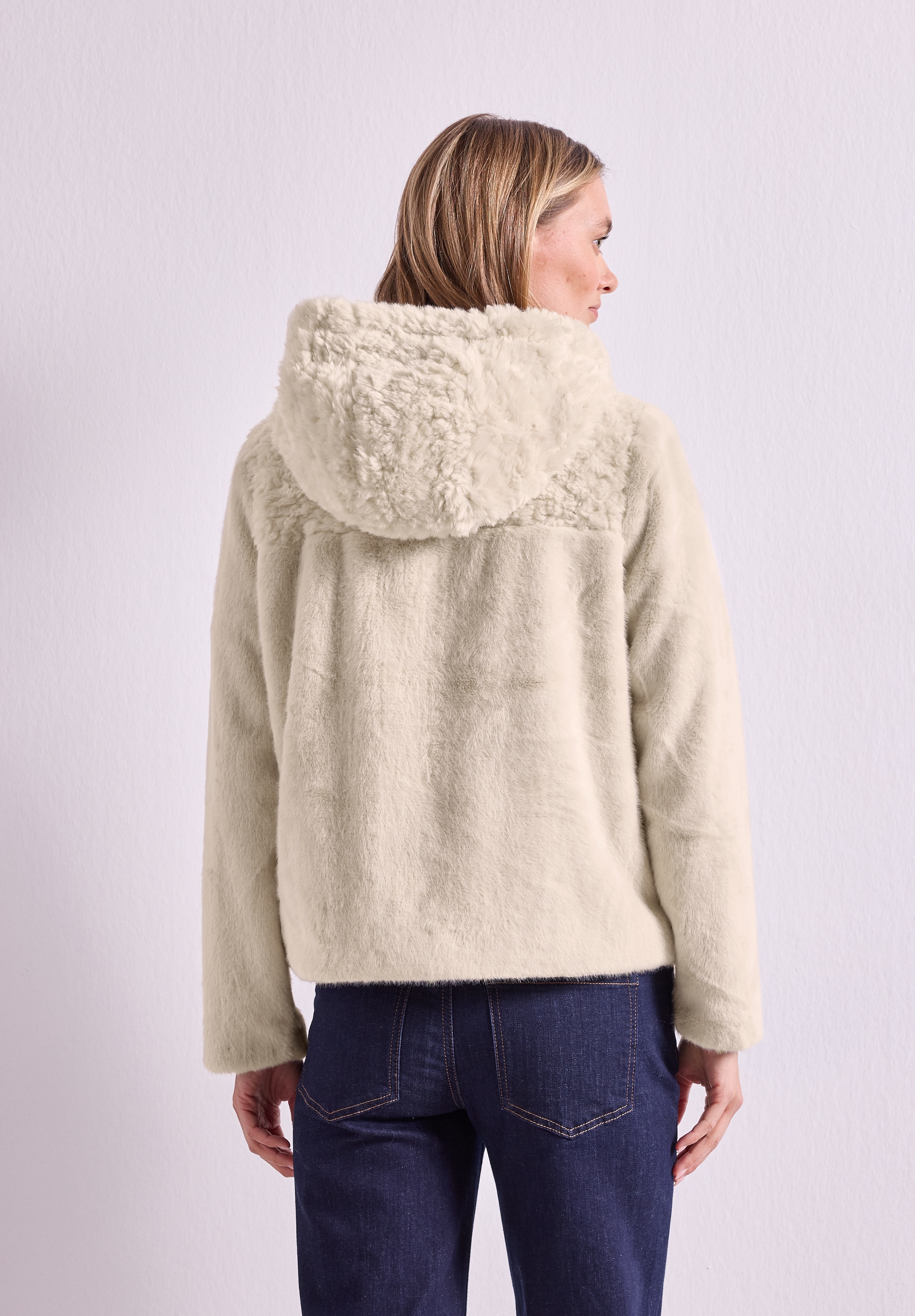 STREET ONE Fellimitatjacke mit Kapuze Kurze Fake-Fur-Mix Jacke mit Kapuze
