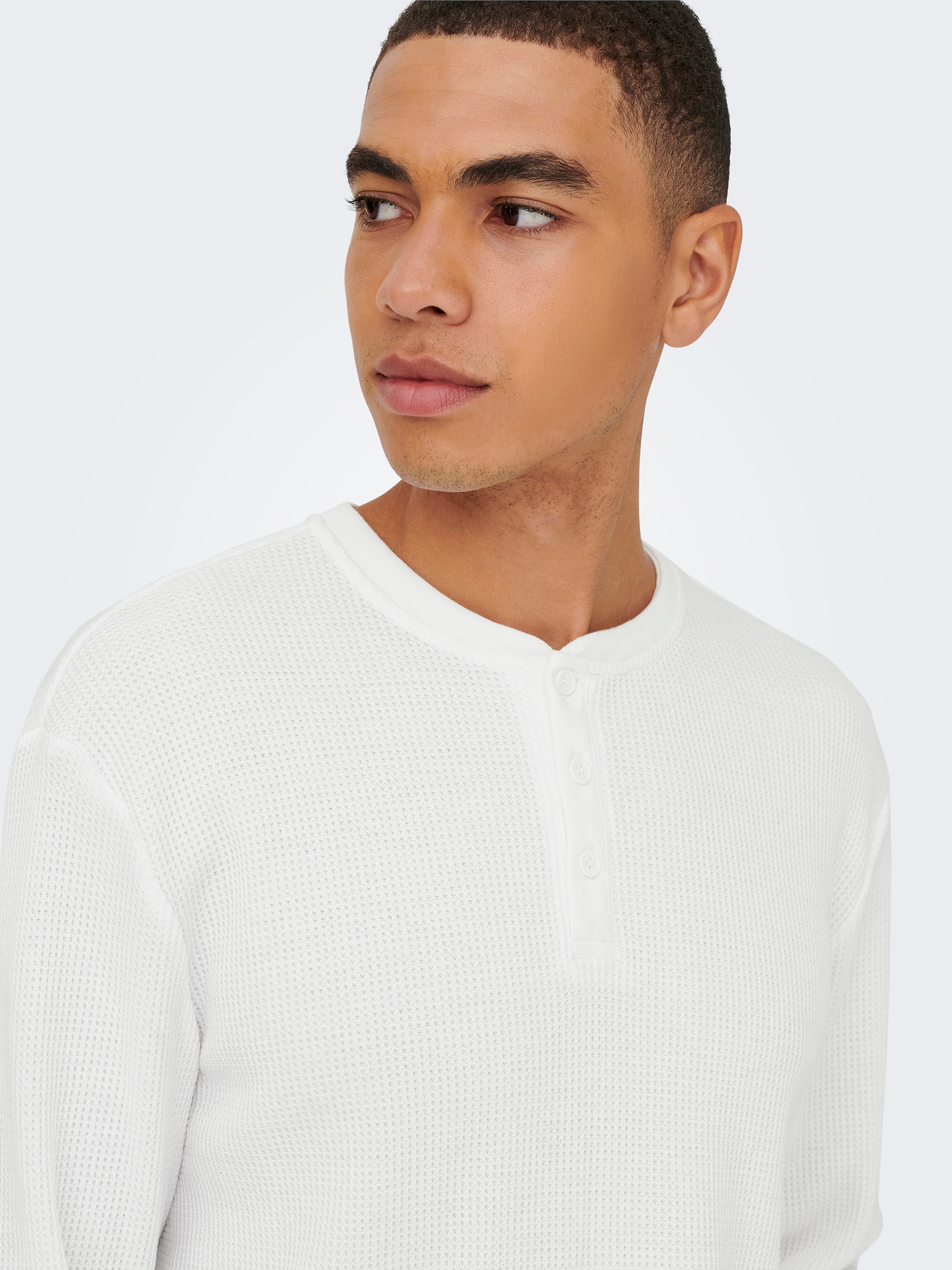 ONLY & SONS T-shirt à manches longues »ONSTOBIE REG LS HENLEY TEE NOOS« mélange coton, coupe régulière