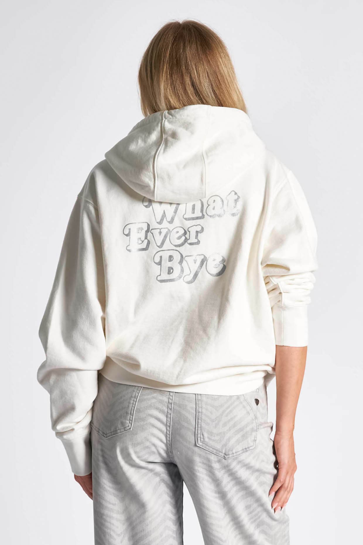 Zhrill Kapuzensweatshirt »ZHILLI« mit Herz-Print und Kängurutasche