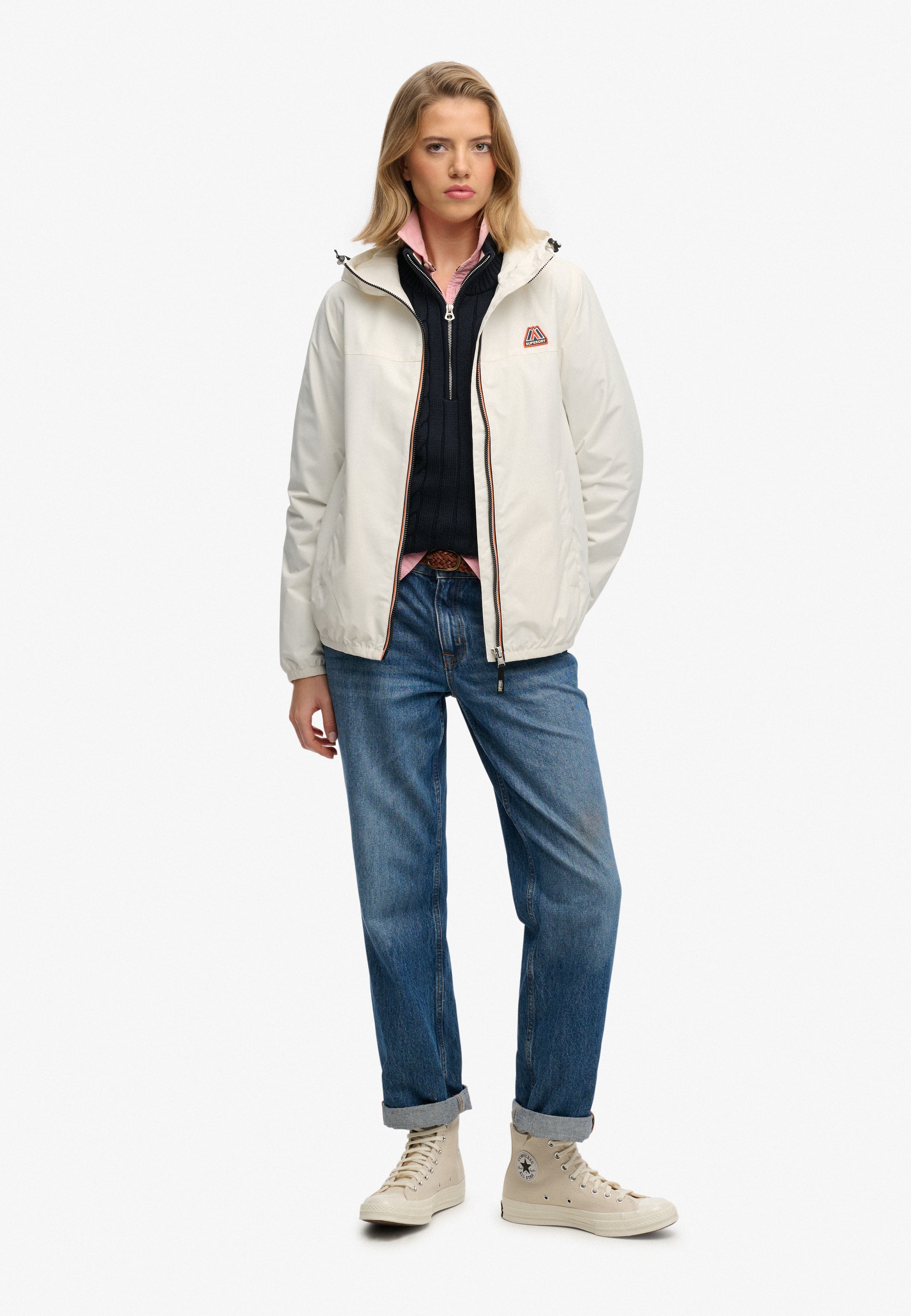 Superdry Veste d'extérieur »ESSENTIAL TRI WINDBREAKER JKT« avec capuche coupe ample, avec col montant, en polyester