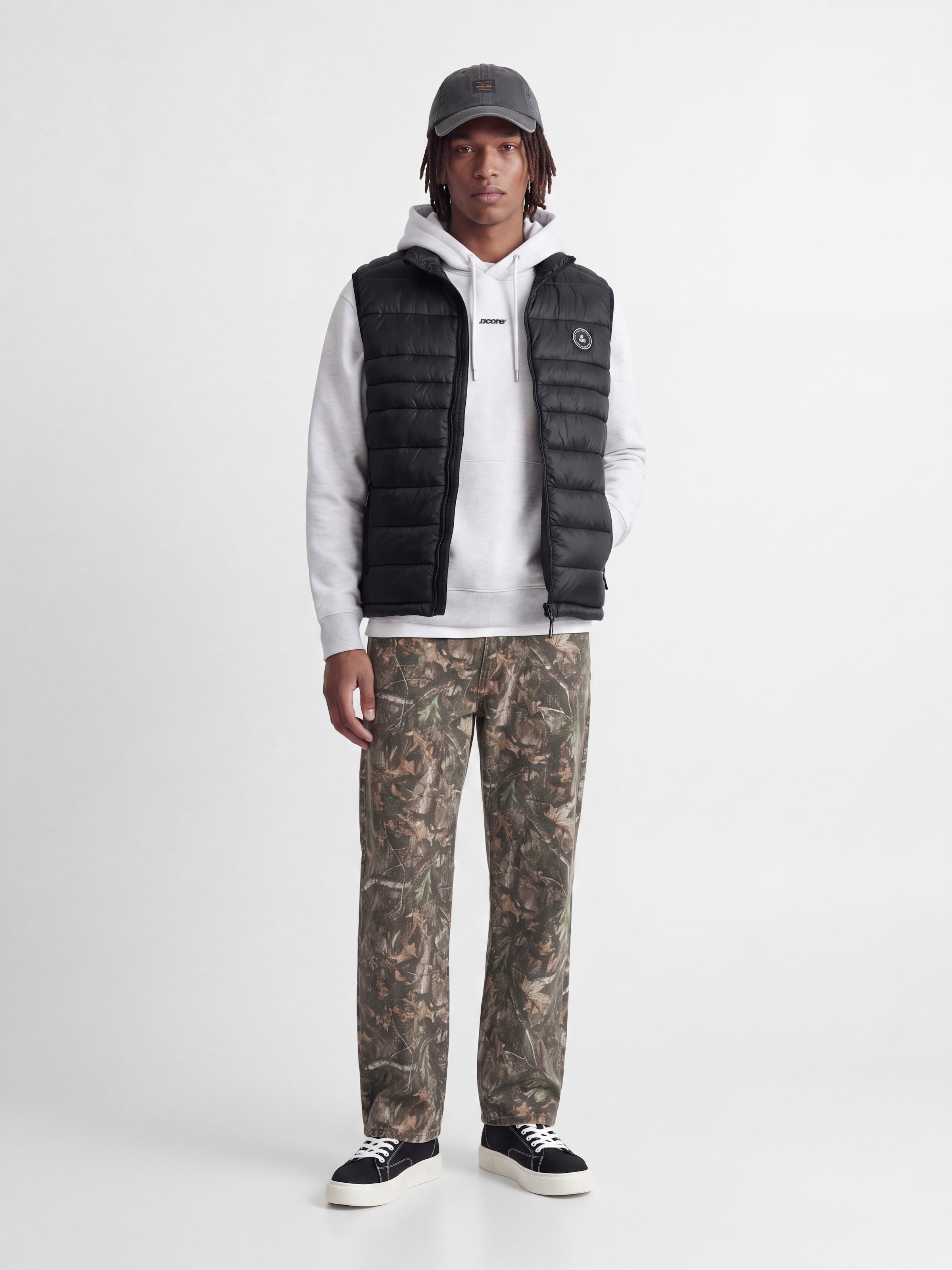 Jack & Jones Gilet matelassé »JJEKINGSLEY LIGHT BODYWARMER COLLAR NOOS« fibre synthétique, coupe régulière