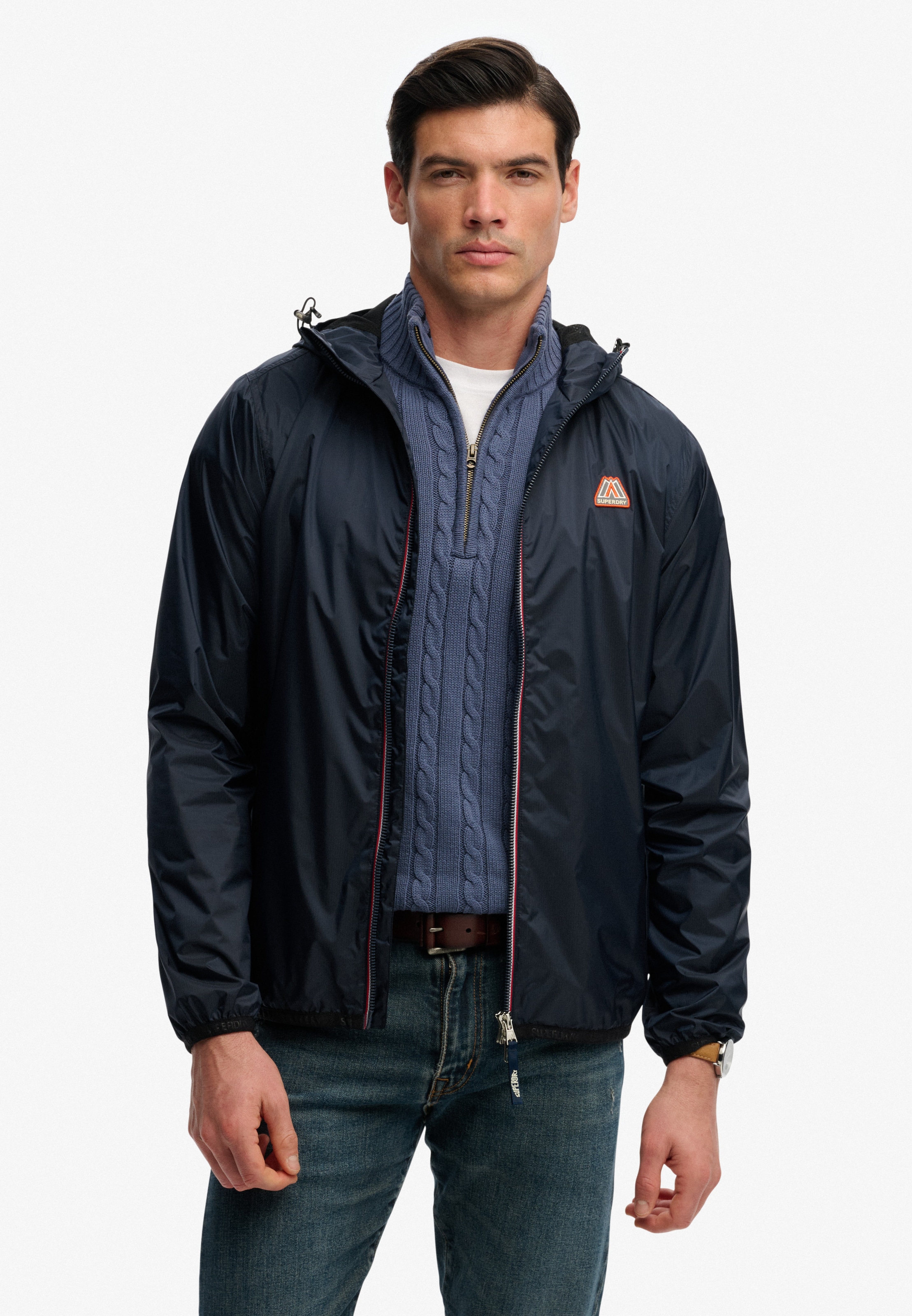 Superdry Coupe-vent »ESSENTIAL TRI WINDBREAKER JKT« mit Kapuze