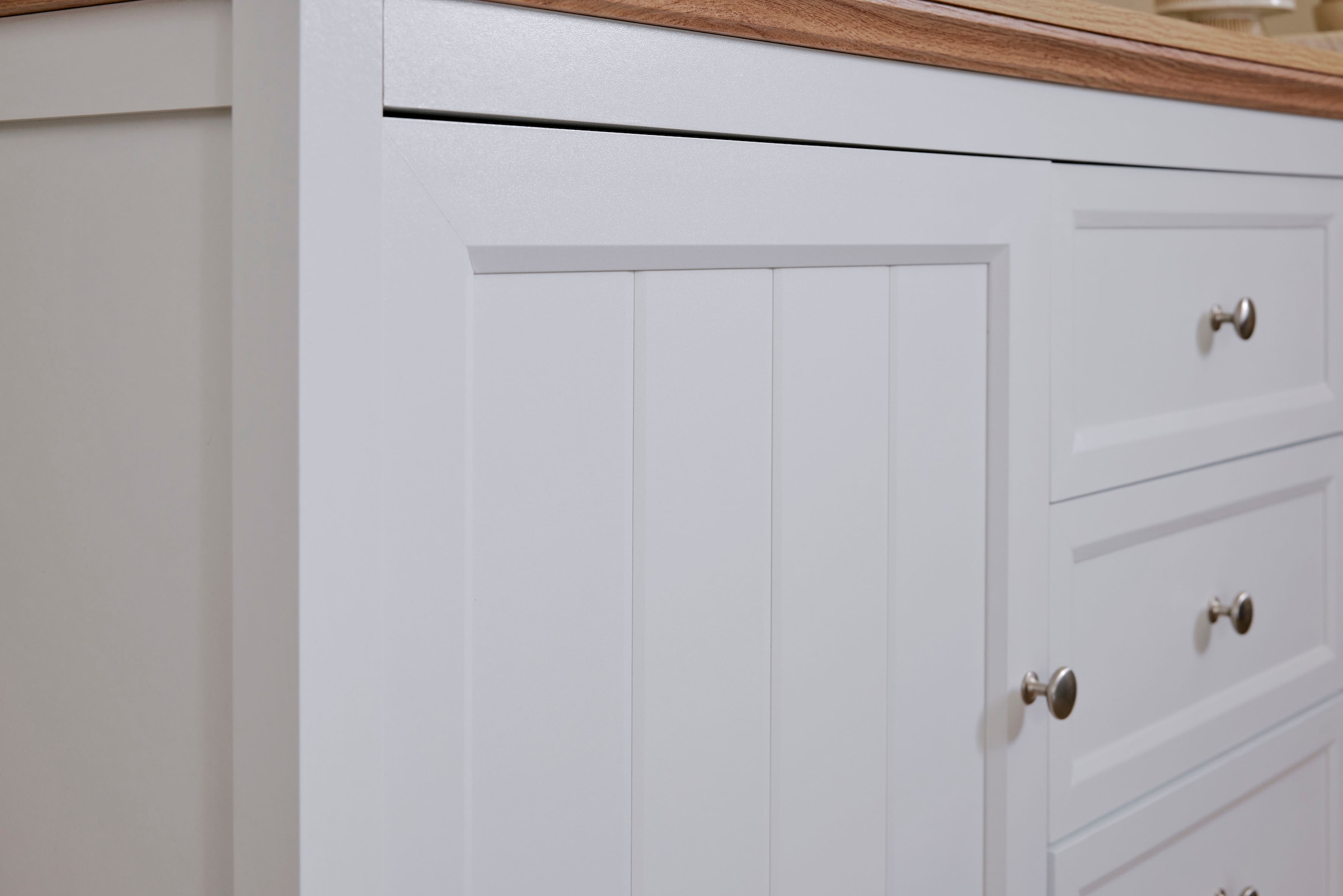 Jahnke Buffet »COTTAGE SB 150« 1 cuis tlg. Buffet, style campagne, 2 portes et 3 tiroirs, largeur env. 150 cm