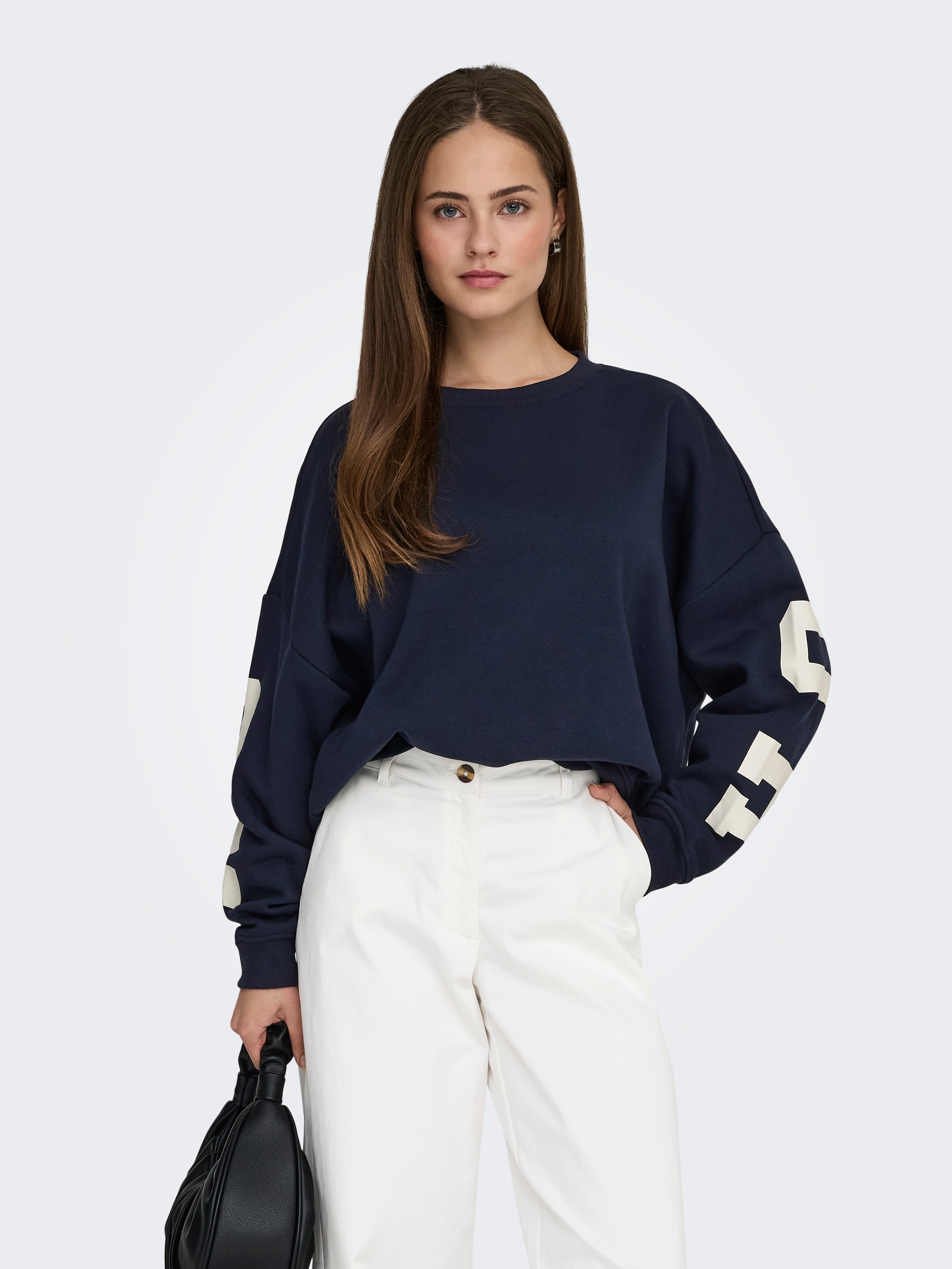 ONLY Sweat-shirt »ONLSWEAT L/S BACK/SLEEVE PRINT SWT NOOS«, mélange de coton, coupe ample
