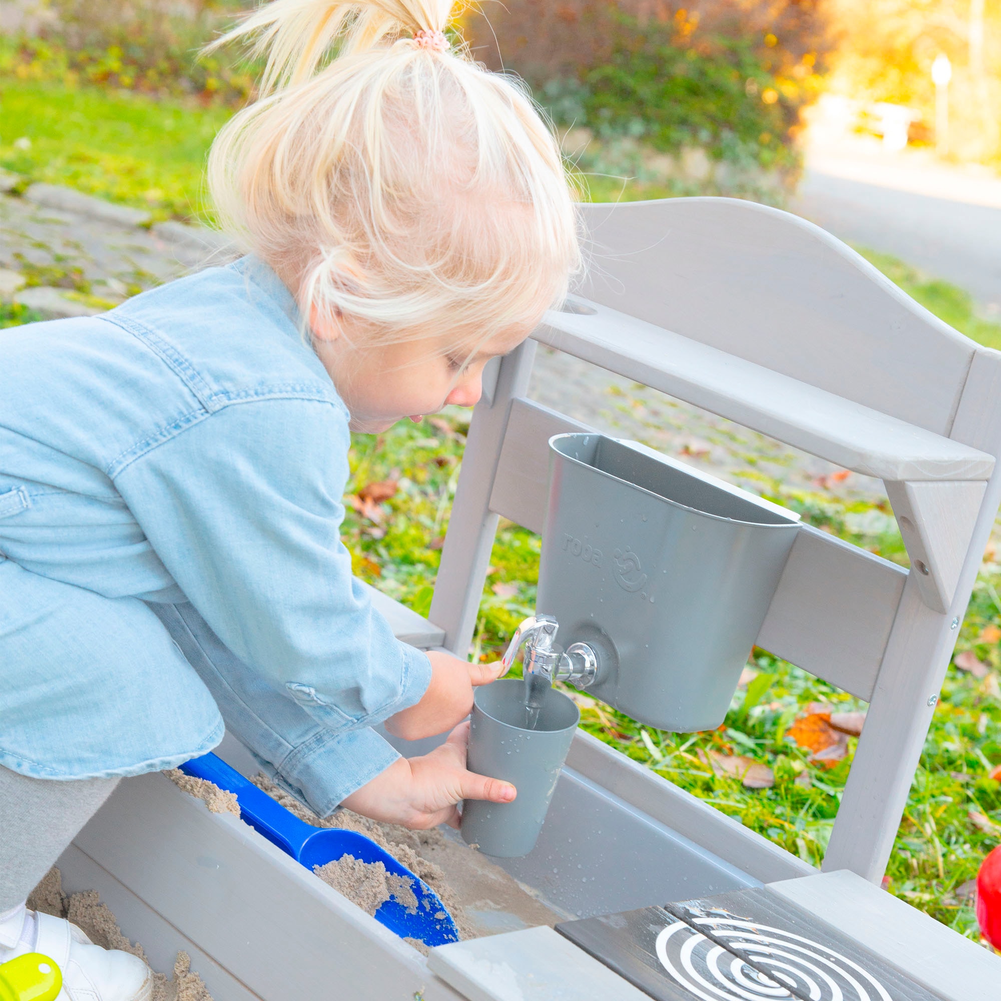 roba® Bac à sable »117 x 118 x 54 cm, mit Matschküche, grau« FSC® - schützt Wald