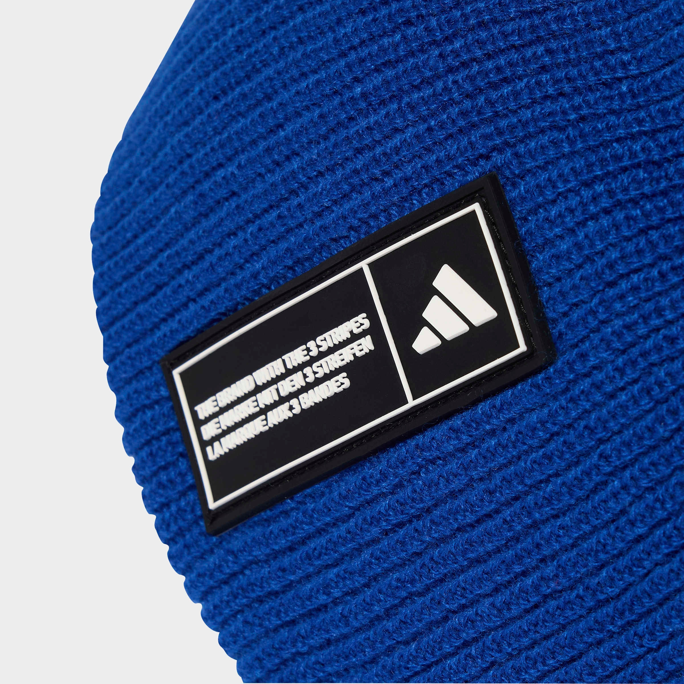 adidas Sportswear Bonnet »ESSENTIALS LABEL BEANIE« pour adultes, style sportif, en polyacrylique,