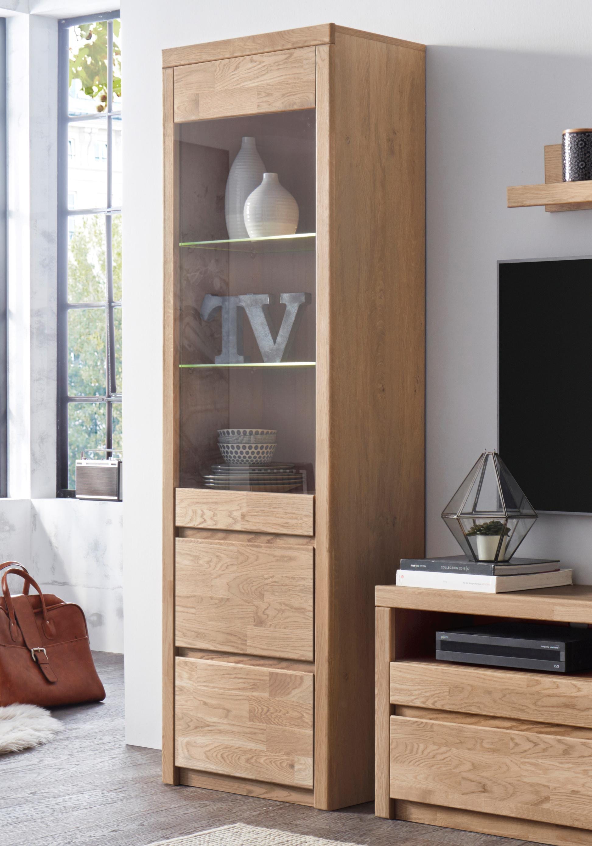 Home affaire Vitrine »SILKEBORG75, Tür mit Glaseinsatz, Türanschlag wechselbar rechts/links.« B/T/H: 60/35/190cm, Eiche teilmassiv geölt, 5 Fächer, Griffmulden