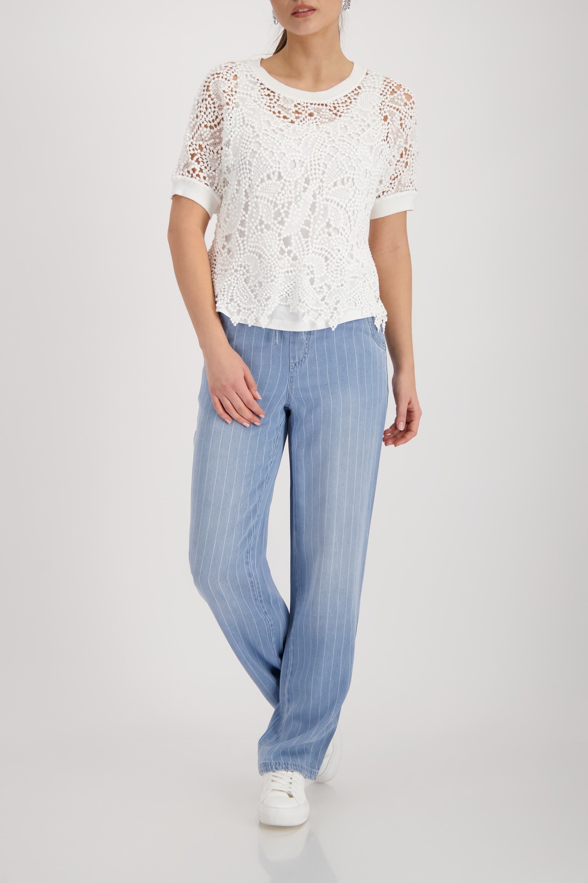 Monari Pull à manches courtes »Pullover Basic Spitze« Allover-Spitze, Regular Fit, Spitzenförmige Saumbündchen