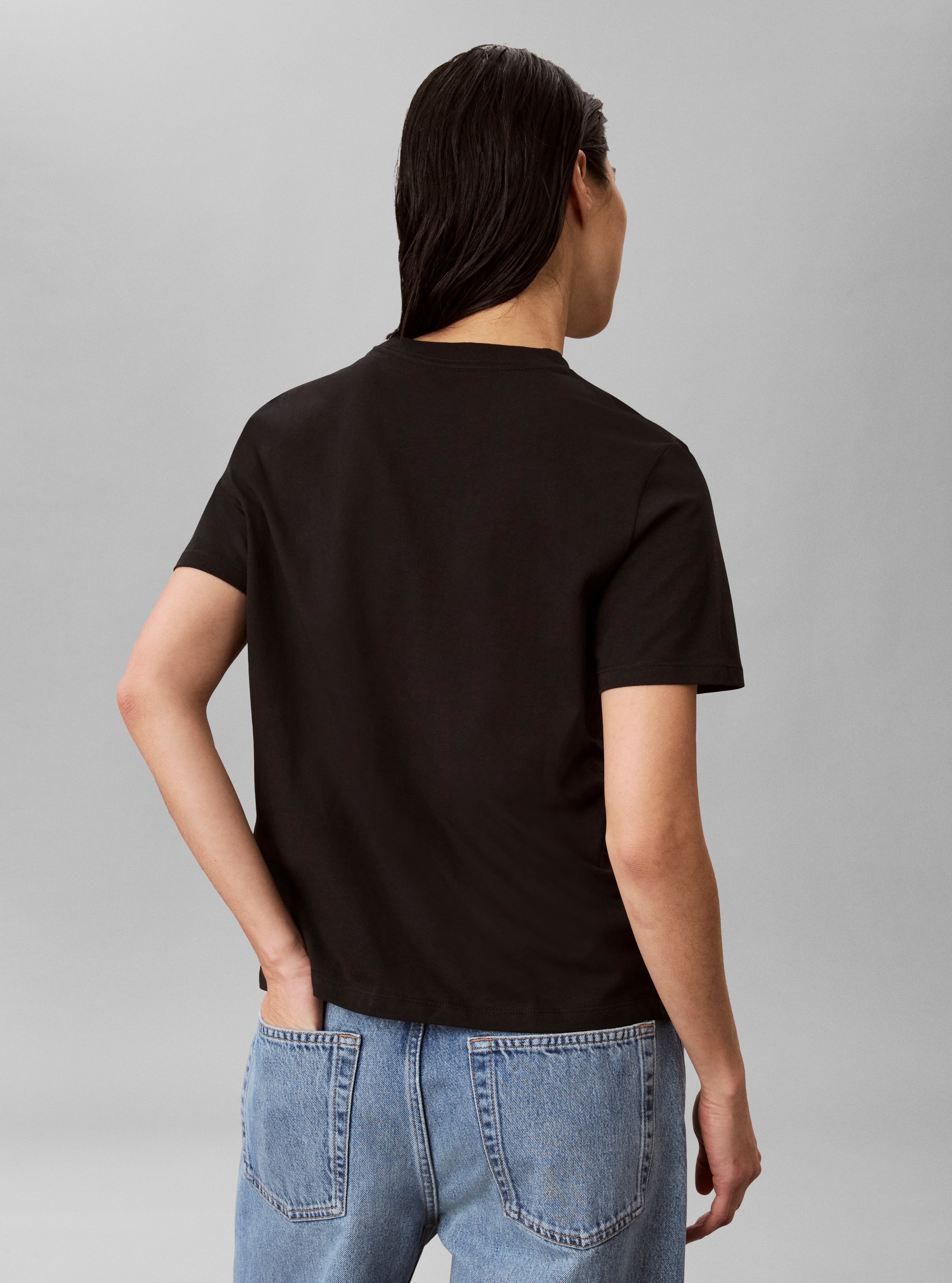 Calvin Klein Jeans T-shirt Encolure ronde, coupe régulière, inscription logo
