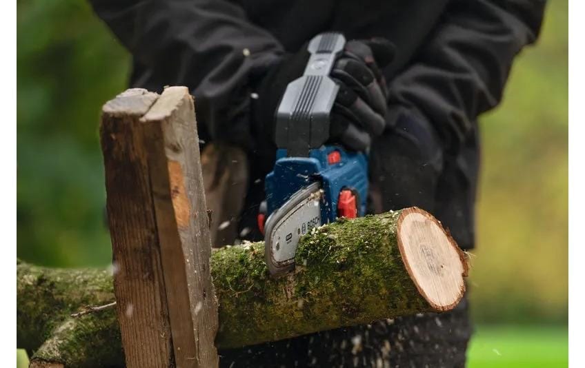 Bosch Professional Tronçonneuse à batterie »Mini » GKE 18V-15«« BxLxH: 28x51x11 cm,  ohne Akku, ohne Ladegerät