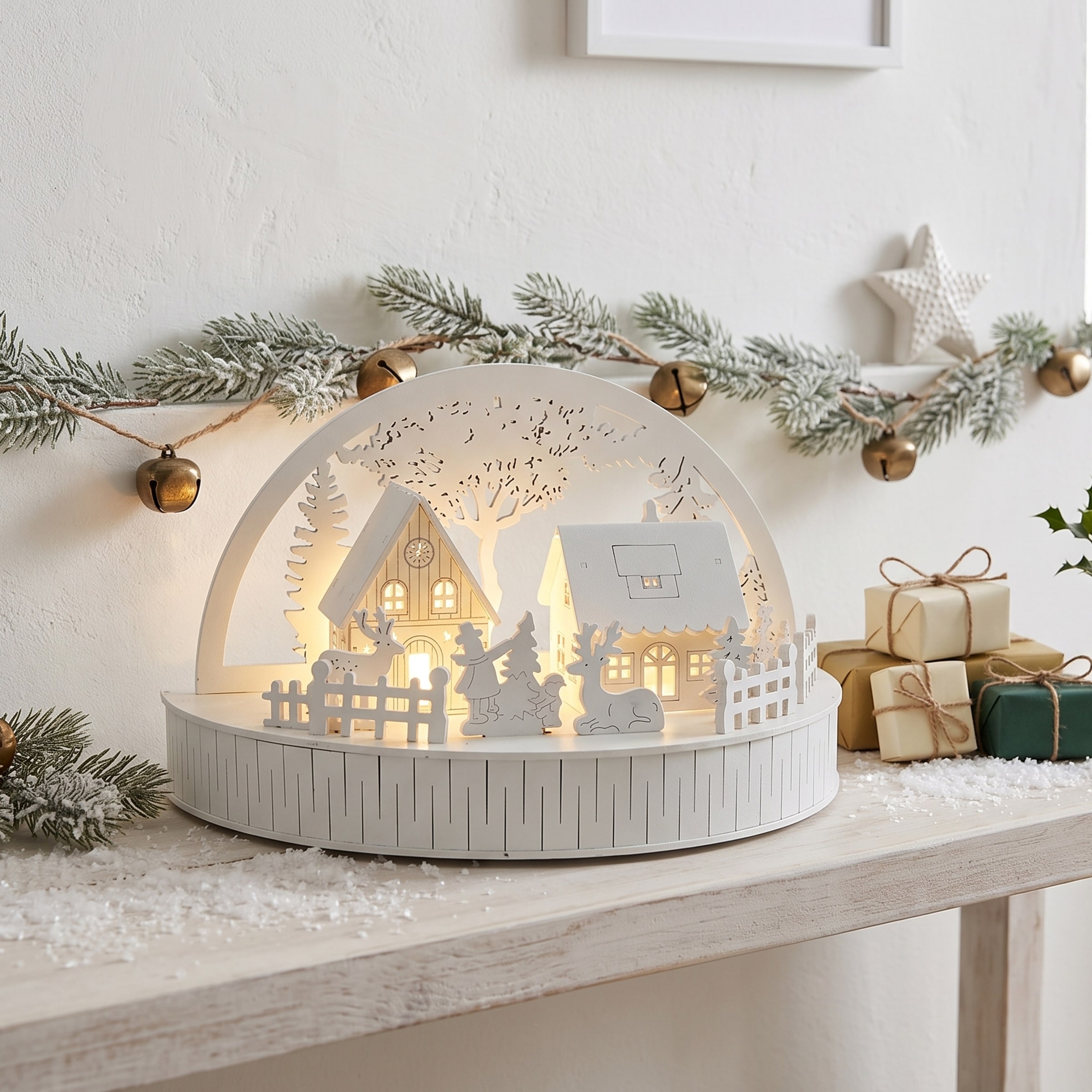 GOODproduct Weihnachtsdorf »Weihnachtsszene mit LED-Licht« Holz, weisses Dorf mit Häusern und Rentieren