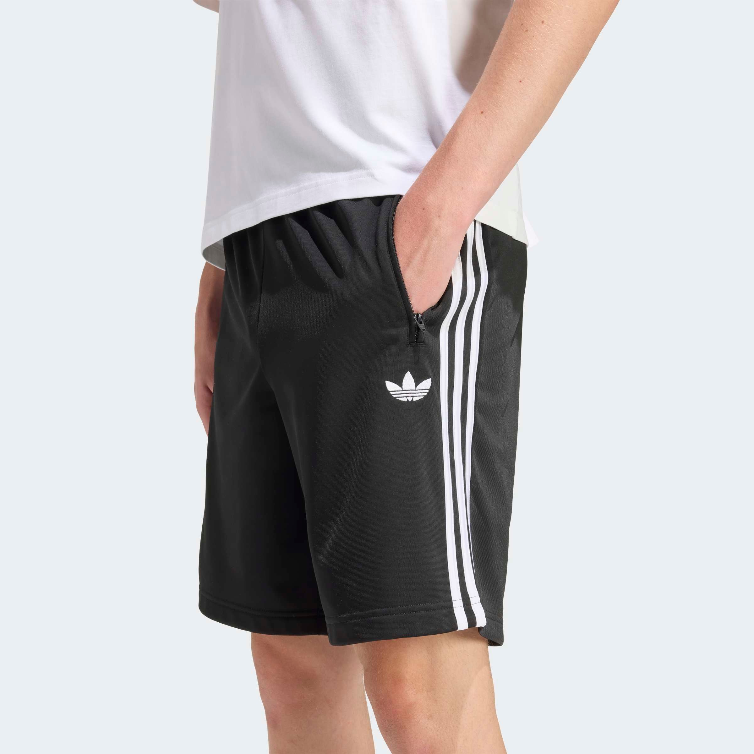 adidas Originals Short »FIREBIRD SHO«  pour adultes, avec cordon de serrage, bermudas coupe normale