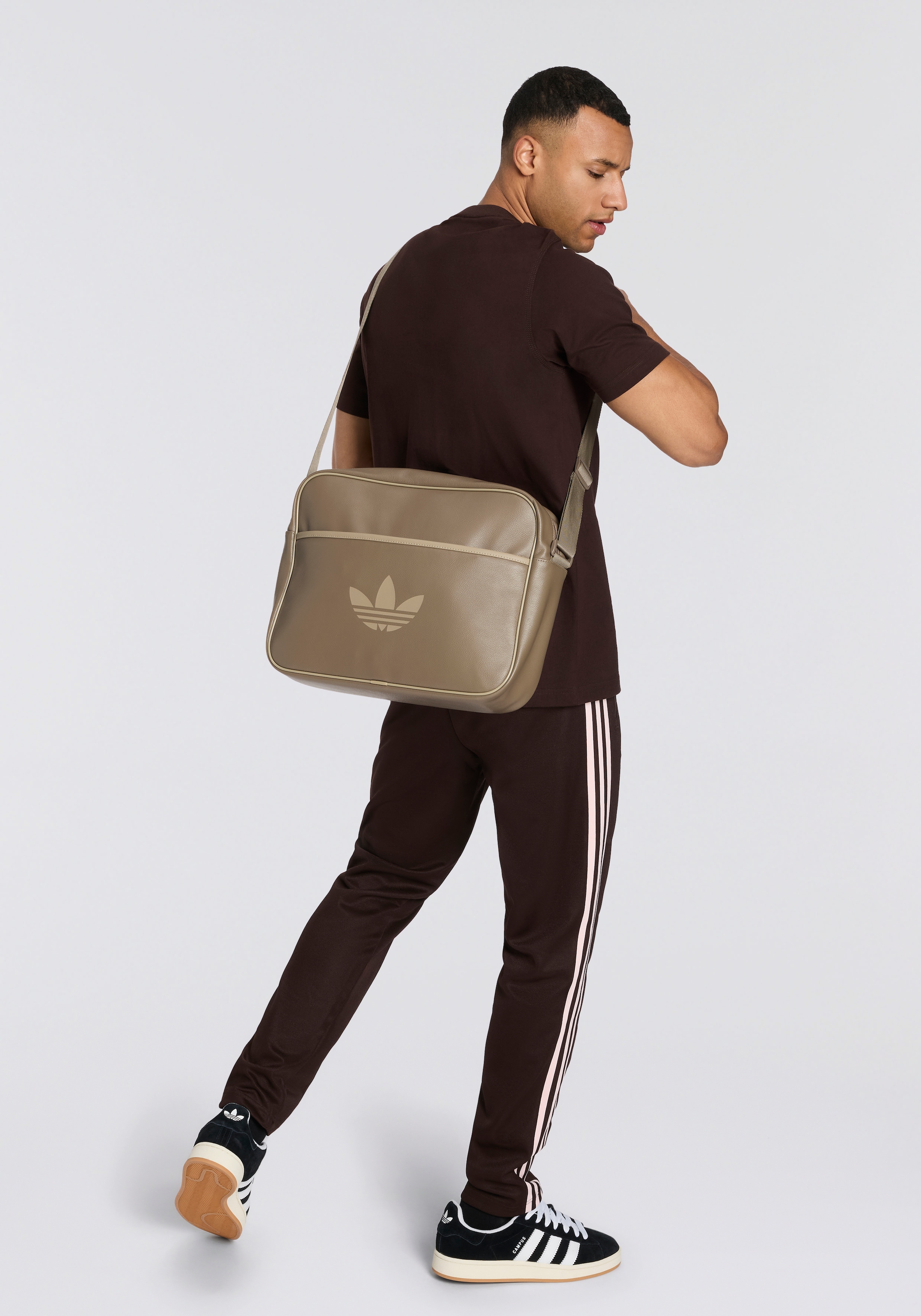 adidas Originals Sac de sport »AIRLINER« Schultertasche im angesagten Retrolook