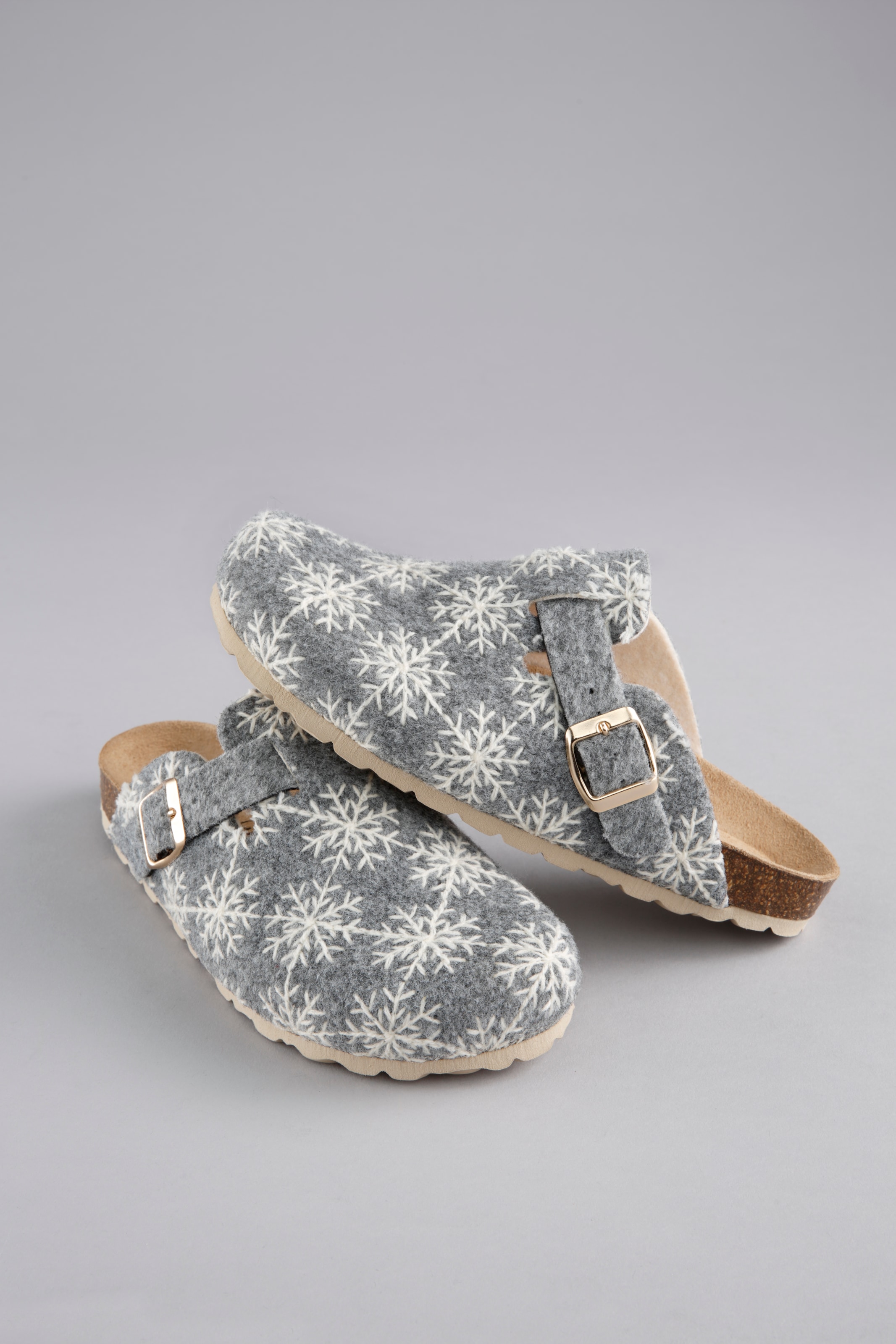 Aniston SHOES Clog  Clog, Hausschuh, Homeslipper, verstellbare Schnalle
