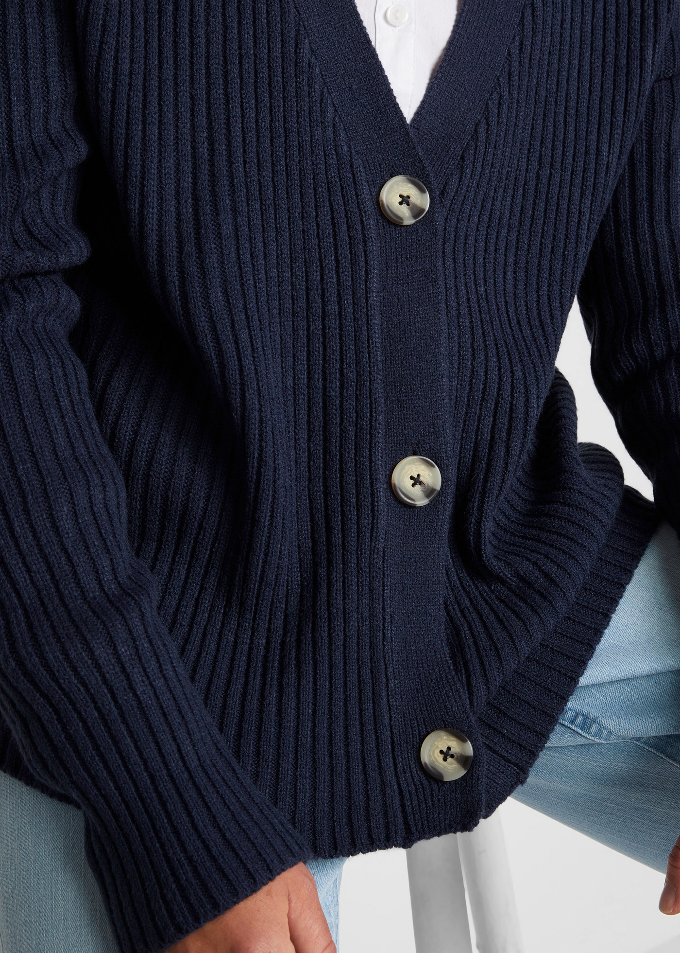 bonprix Strickjacke lockere Passform, Ripp-Optik, unifarben, mit 3-Knopf-Verschluss