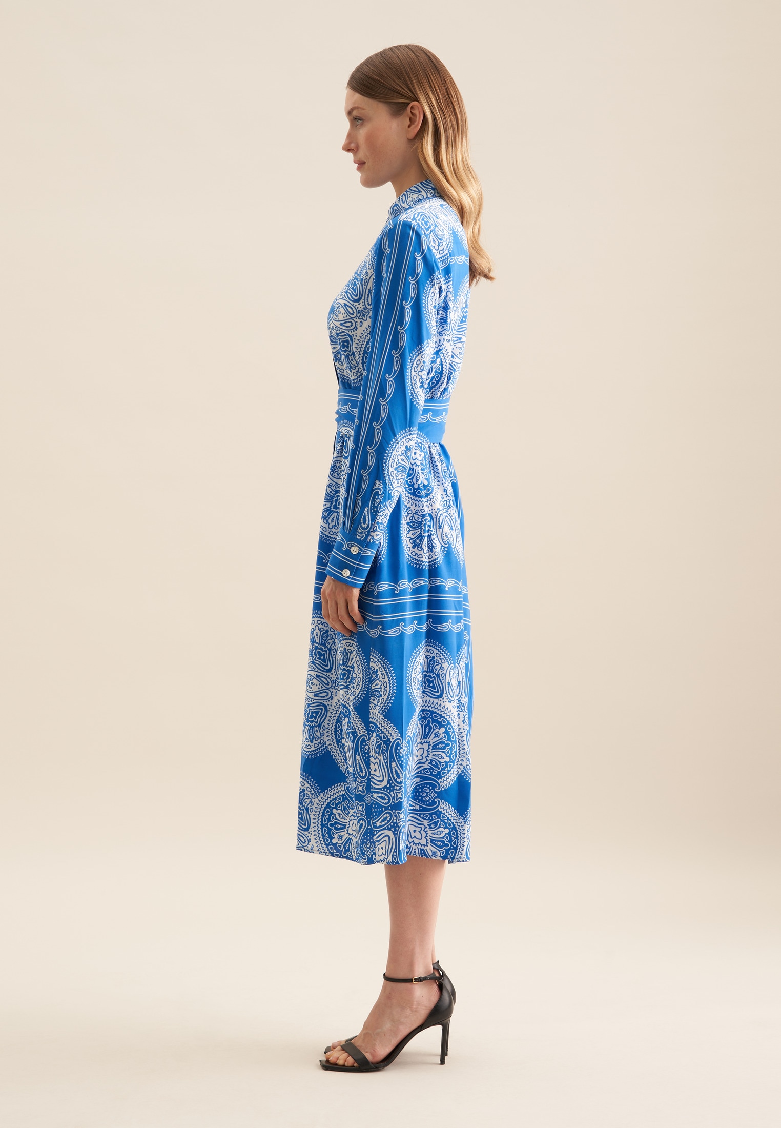 seidensticker Sommerkleid »Schwarze Rose« 1/1 Kragen Tuchprint