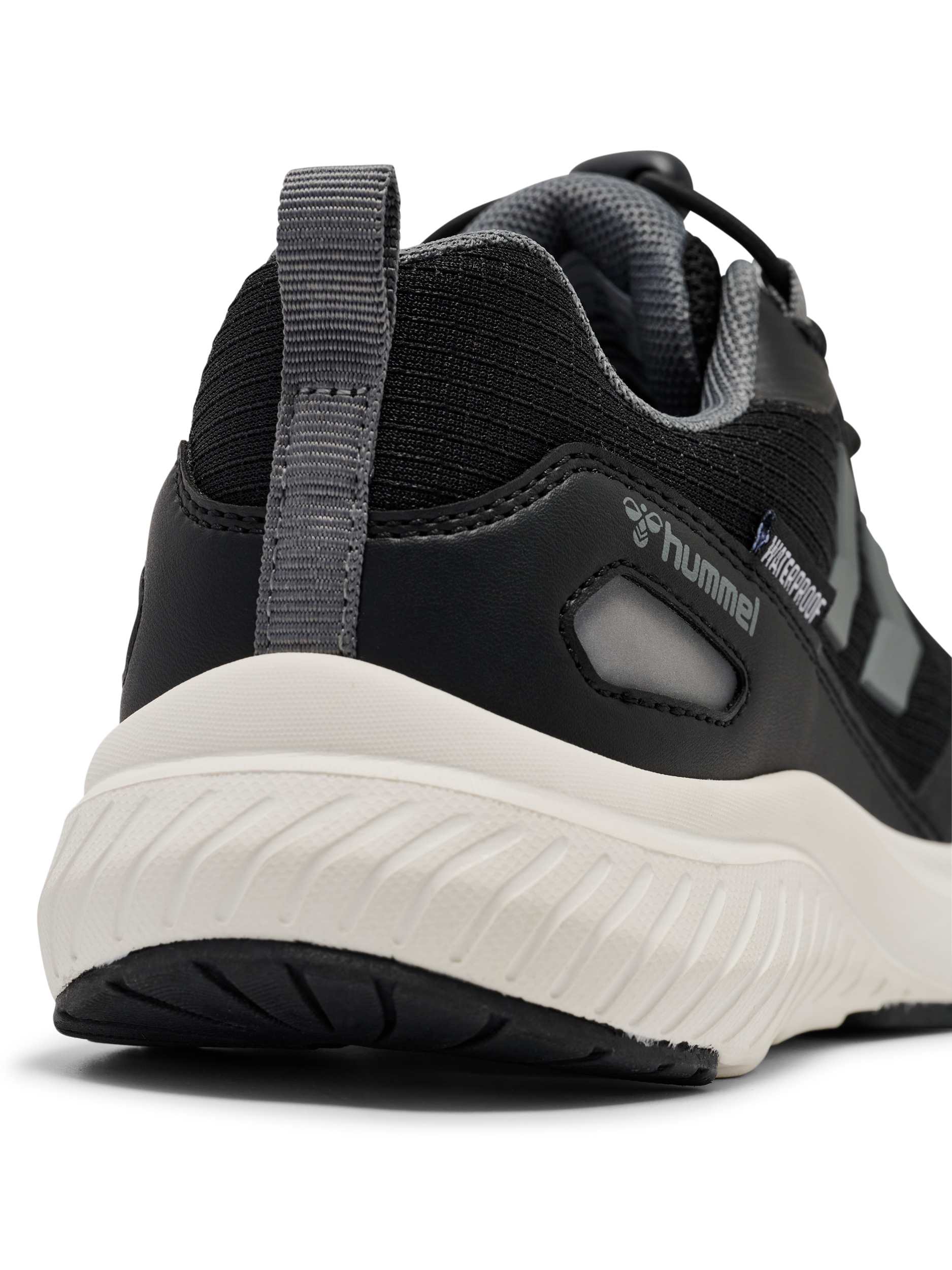 hummel Sneaker »CREEK LOW TEX VC JR«  wasserdichtes Obermaterial, gefüttertes Innenmaterial