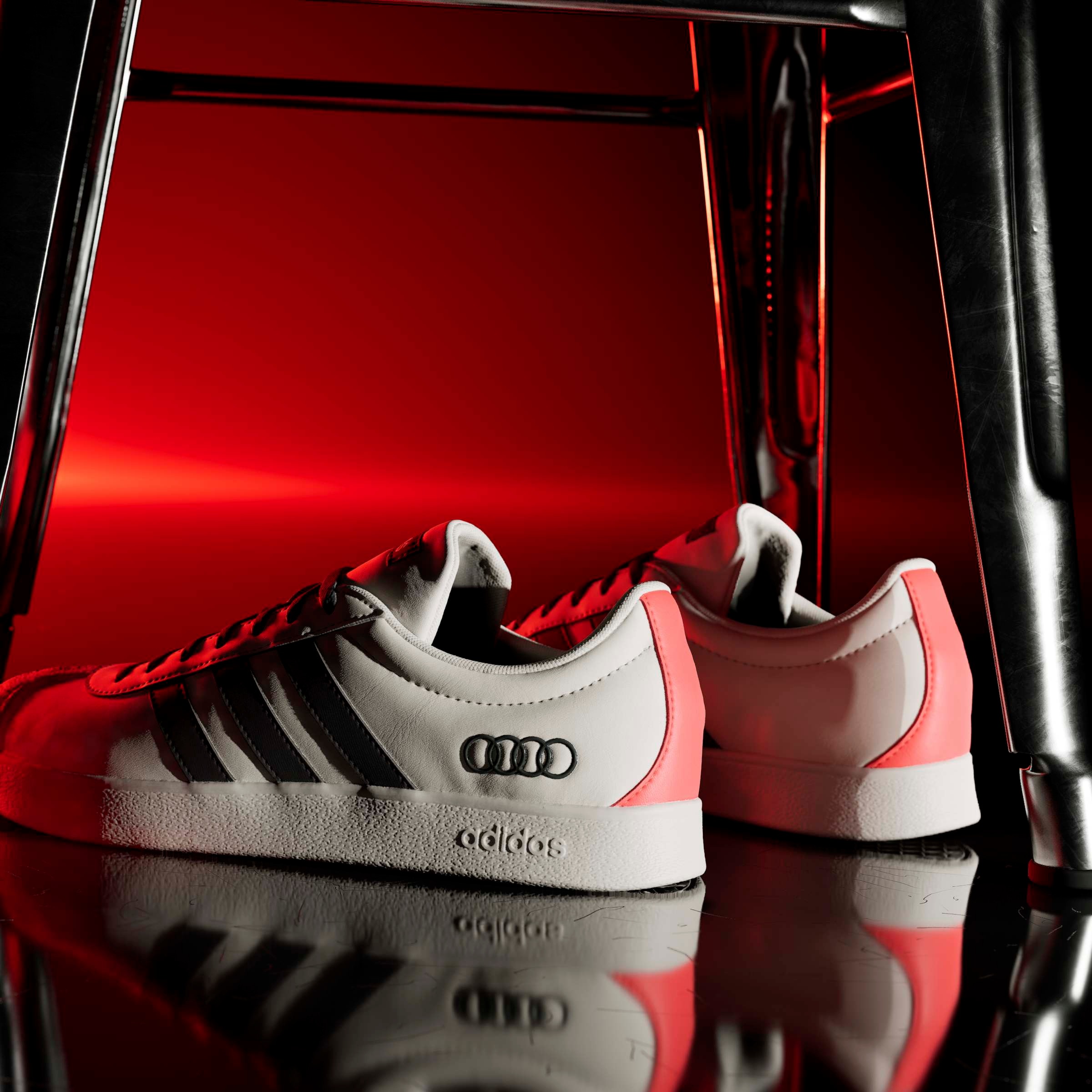 adidas Performance Sneakers »VL COURT AUDI REVOLUT F1 TEAM«  AUDI F1 Motorsport