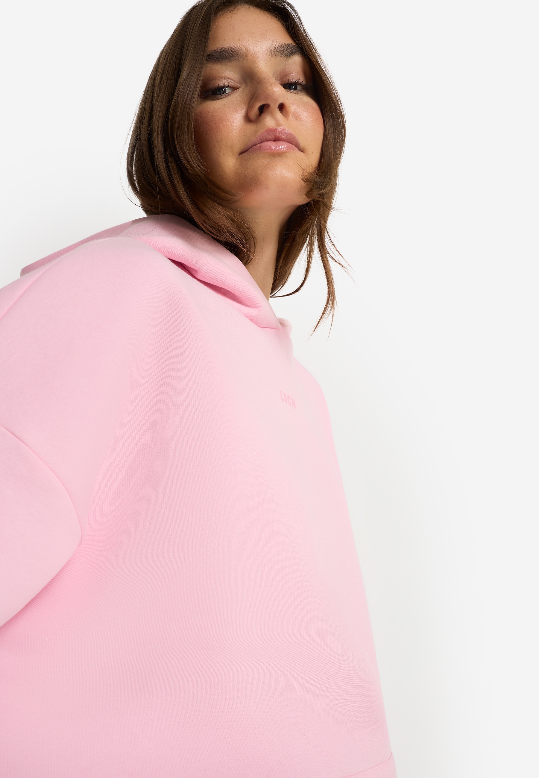 LSCN by LASCANA Hoodie , mit aufgesetzter Kängurutasche
