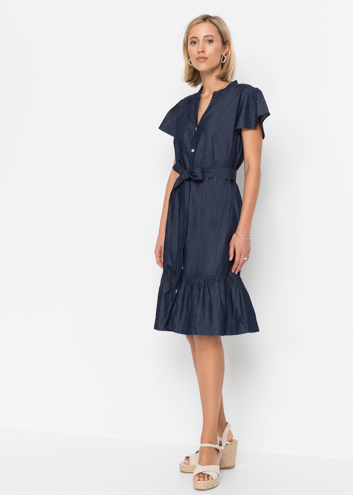 bonprix Jeanskleid 1 tlg. für warme Tage, Kurzarm, aus Baumwolle, figurbetont