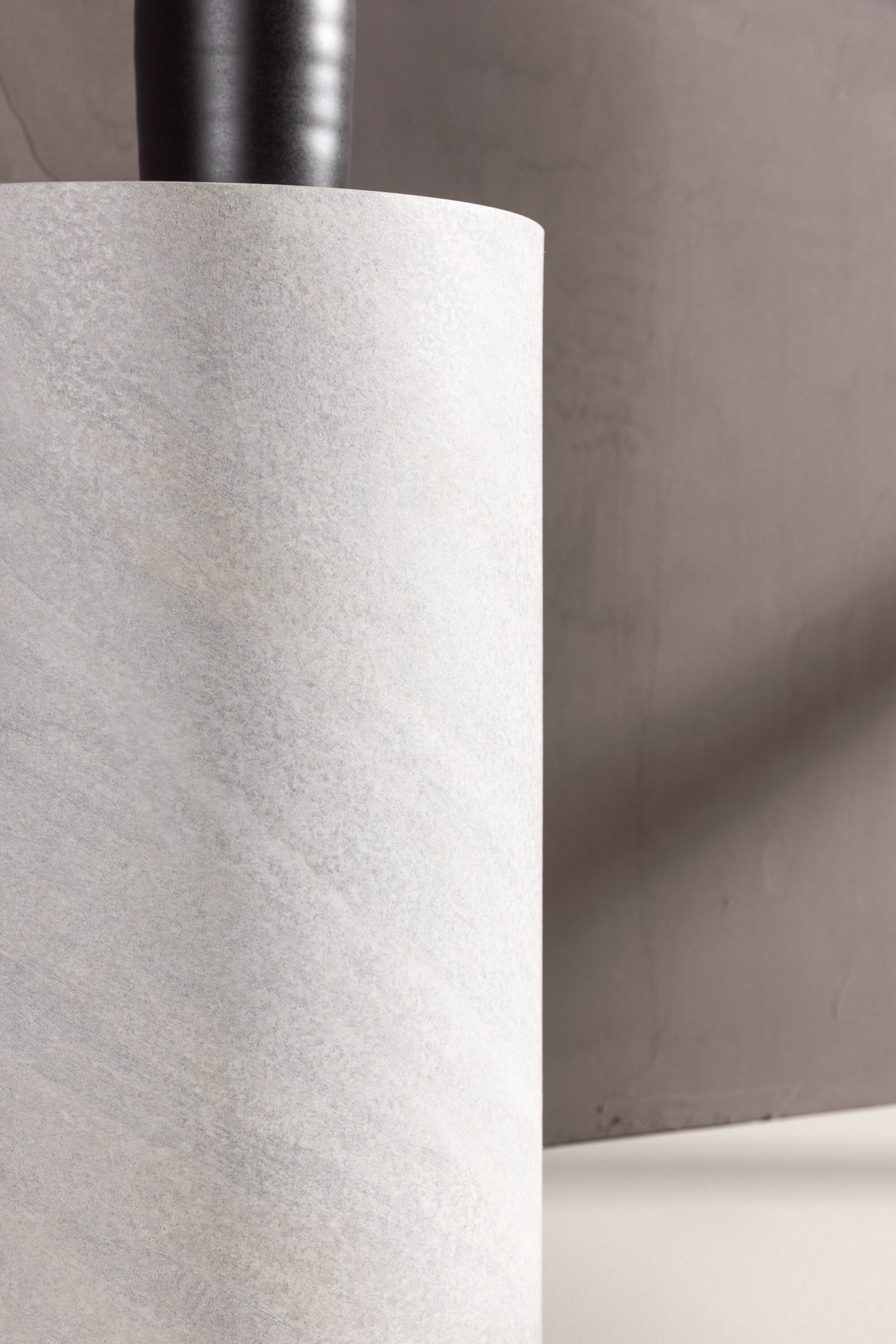 Venture Home Table d'appoint »York, runder Beistelltisch Ø 30 × 50 cm in moderner Betonoptik« table d'appoint, MDF, ronde, compacte, aspect béton, discrète