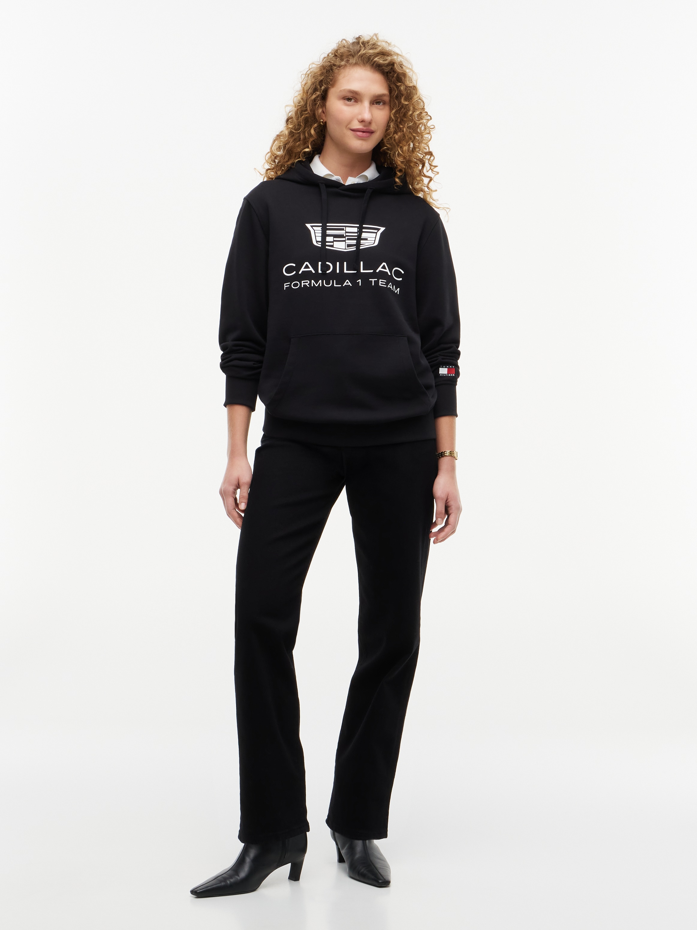Tommy Hilfiger Hoodie »TH x Cadillac Formula 1® Team SHIELD«, Qualité coton, unisexe
