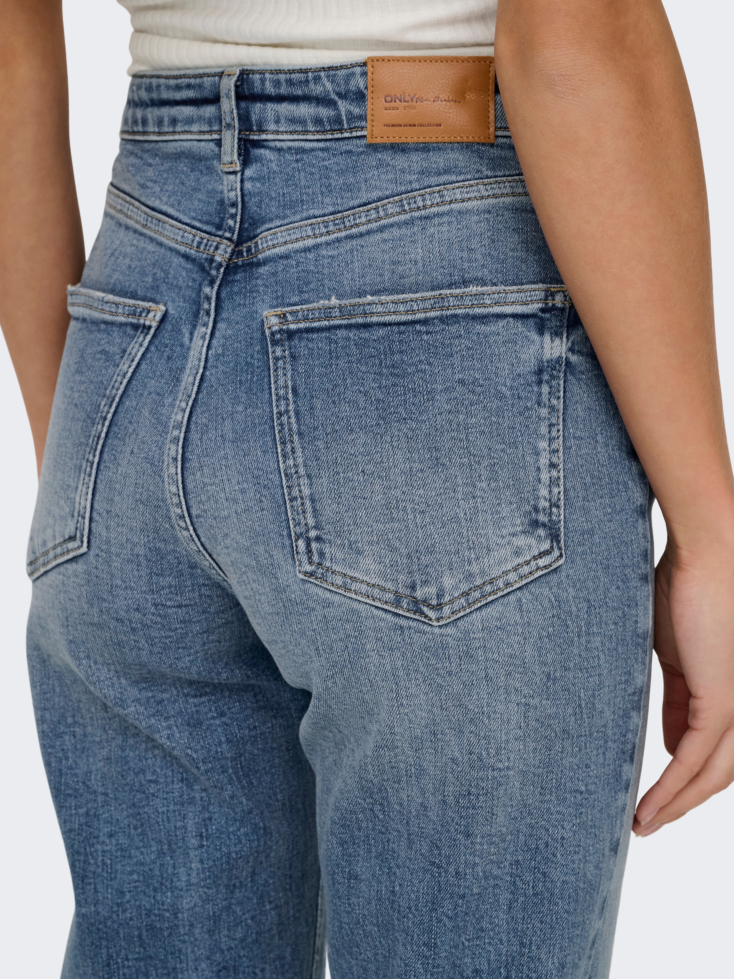 ONLY Bootcut-Jeans »ONLJUICY HW FLARED DNM DOT023 NOOS« Baumwollmischung, bootcut fit, high waist
