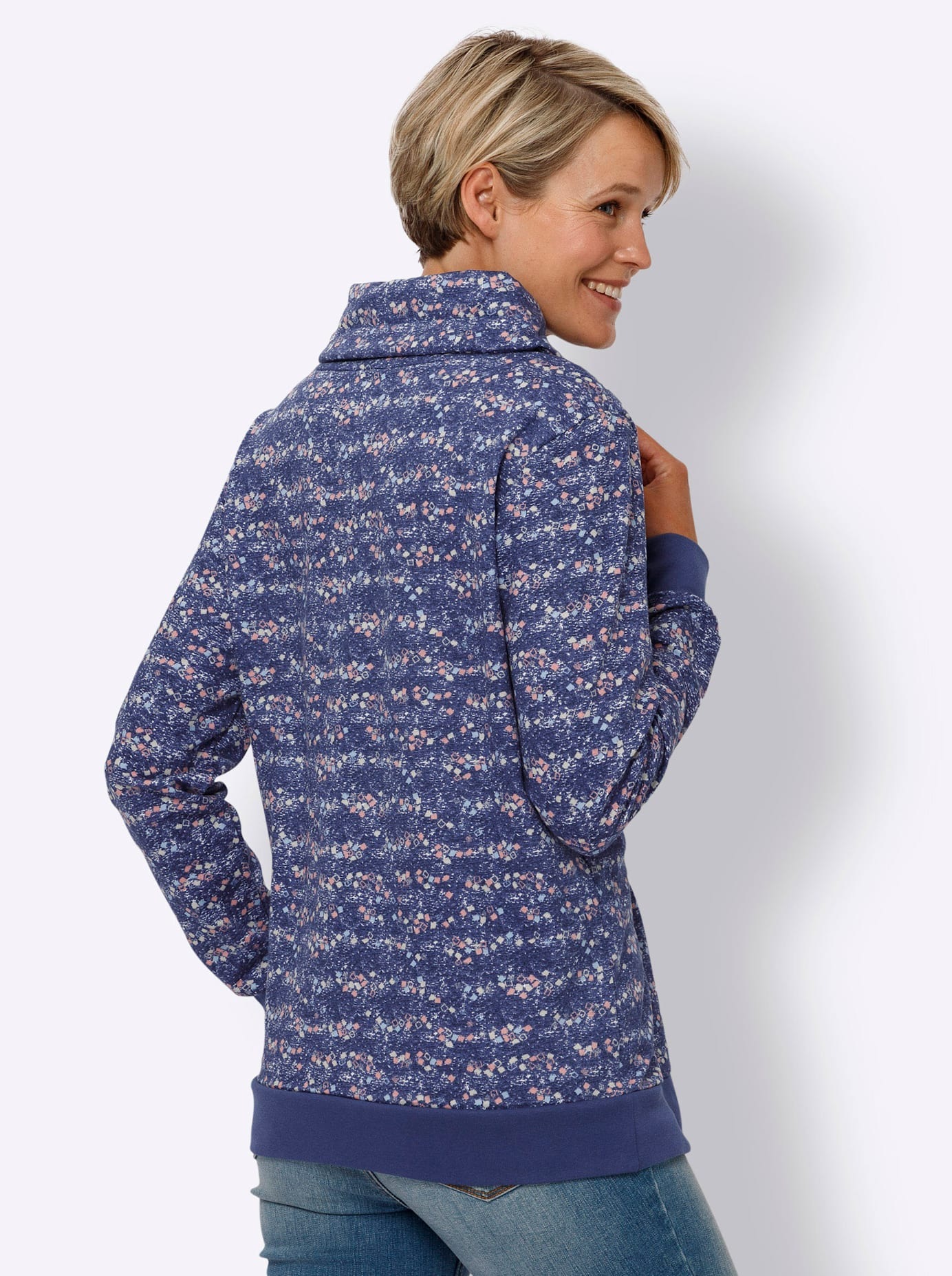 Classic Basics Sweatshirt
